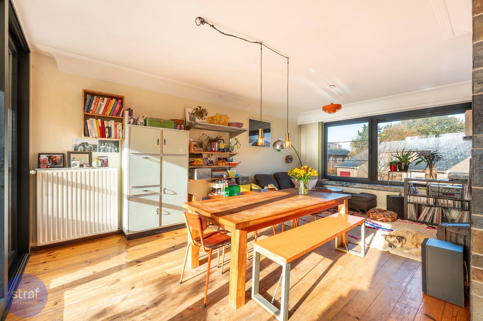 Charmante bel-etage met drie slaapkamers en tuin in een rustige straat foto 3