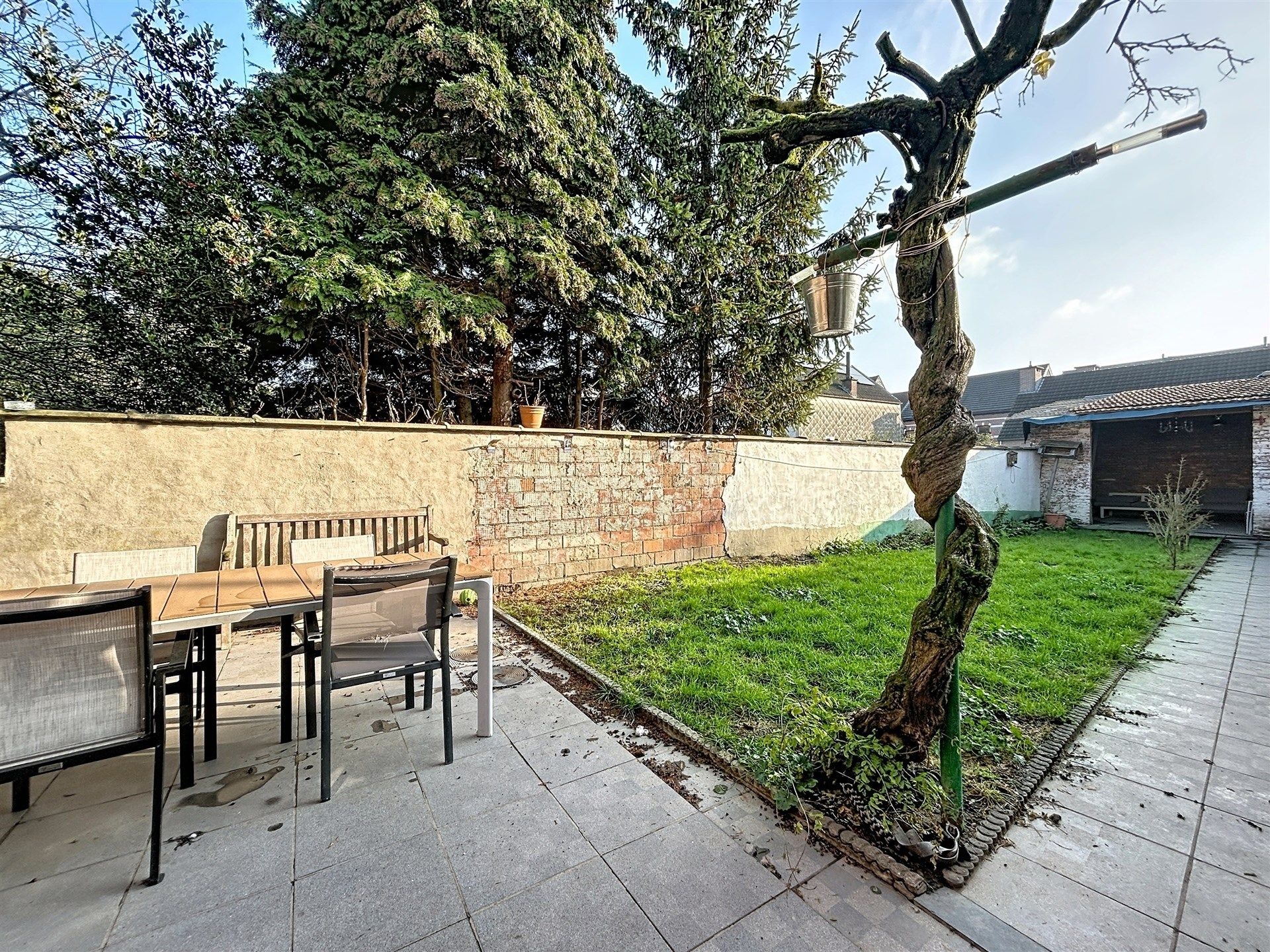 Half open bebouwing met 3 slp en 3 garages  foto 3