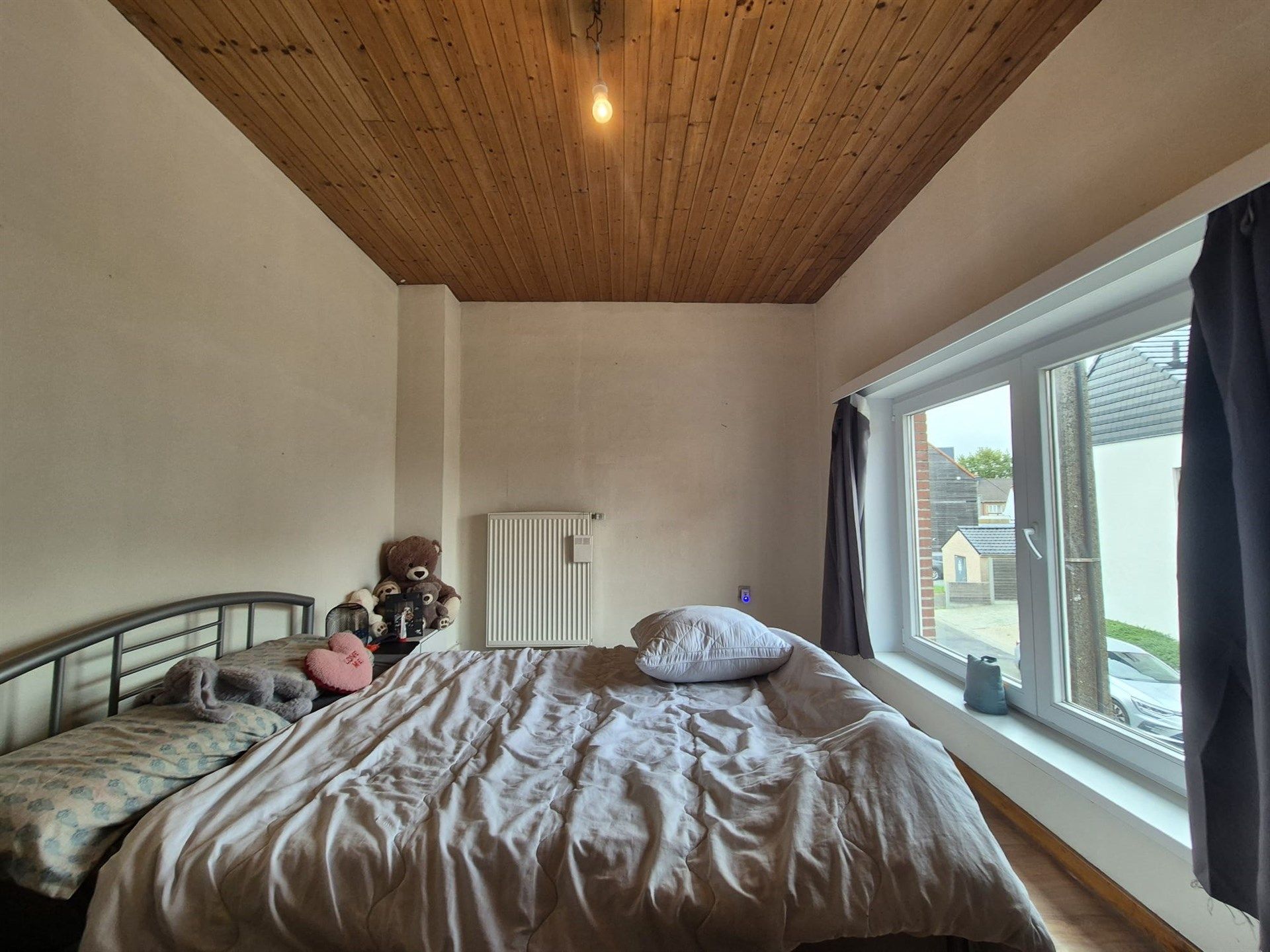Centraal gelegen 2 slaapkamer woning met koer. foto 20