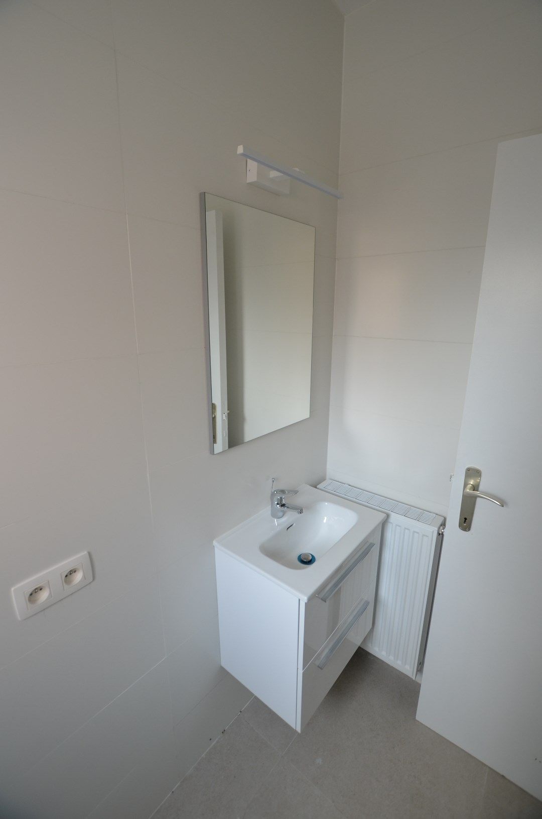 IN OPTIE !!!! Goed gelegen appartement met grote koer foto 11
