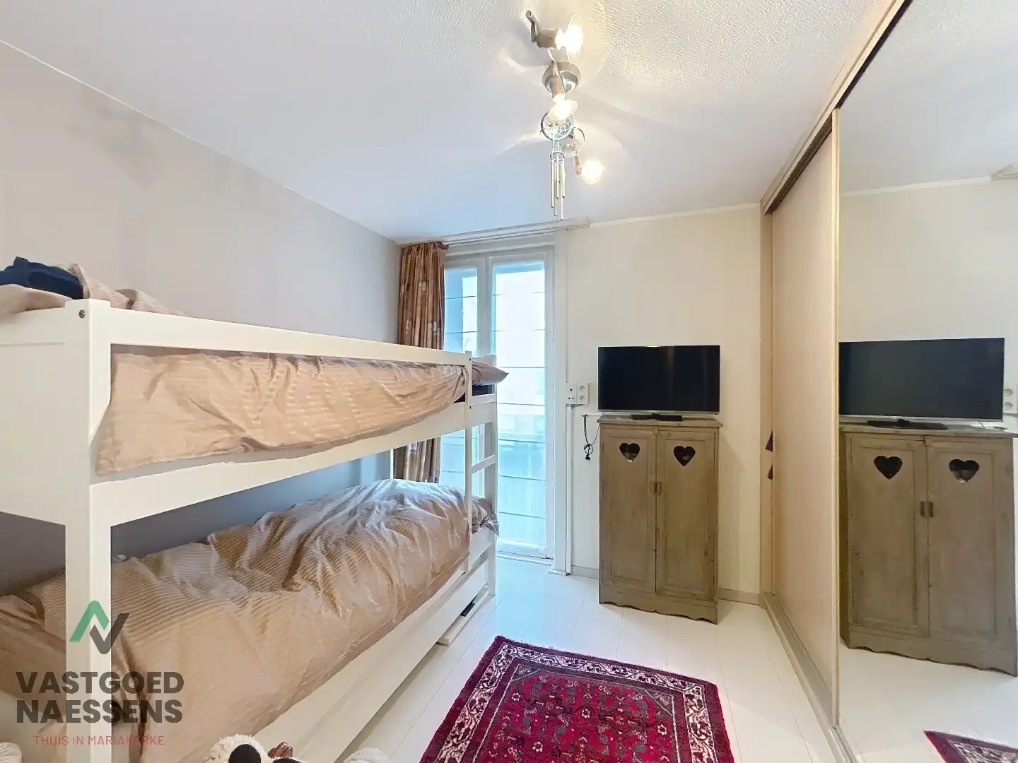 INSTAPKLARE WONING MET 3 SLPK, GARAGE EN ZONNIGE TUIN foto 17