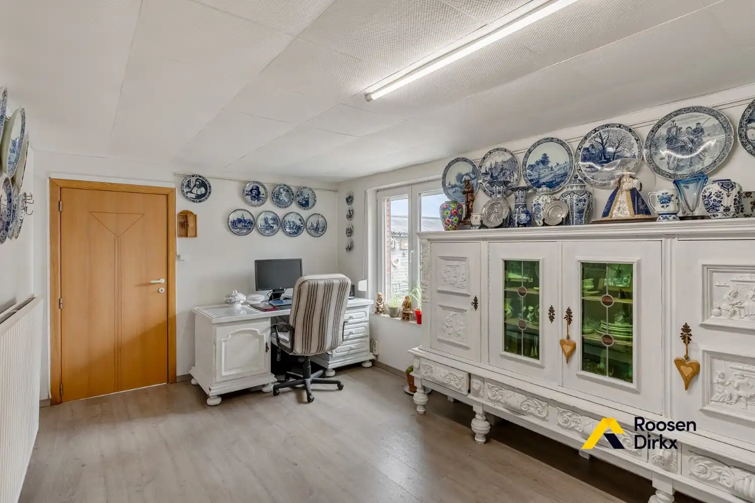 Perfect onderhouden gelijkvloerse woning op een perceel van bijna 12a in het groene hart van Limburg foto 17