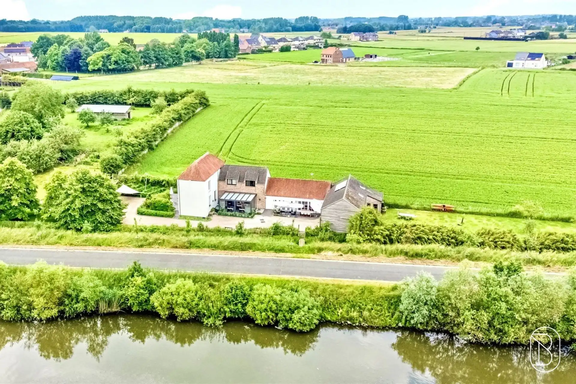 UNIEK gelegen prachtig energiezuinig LANDHUIS (ideale B&B). foto 5