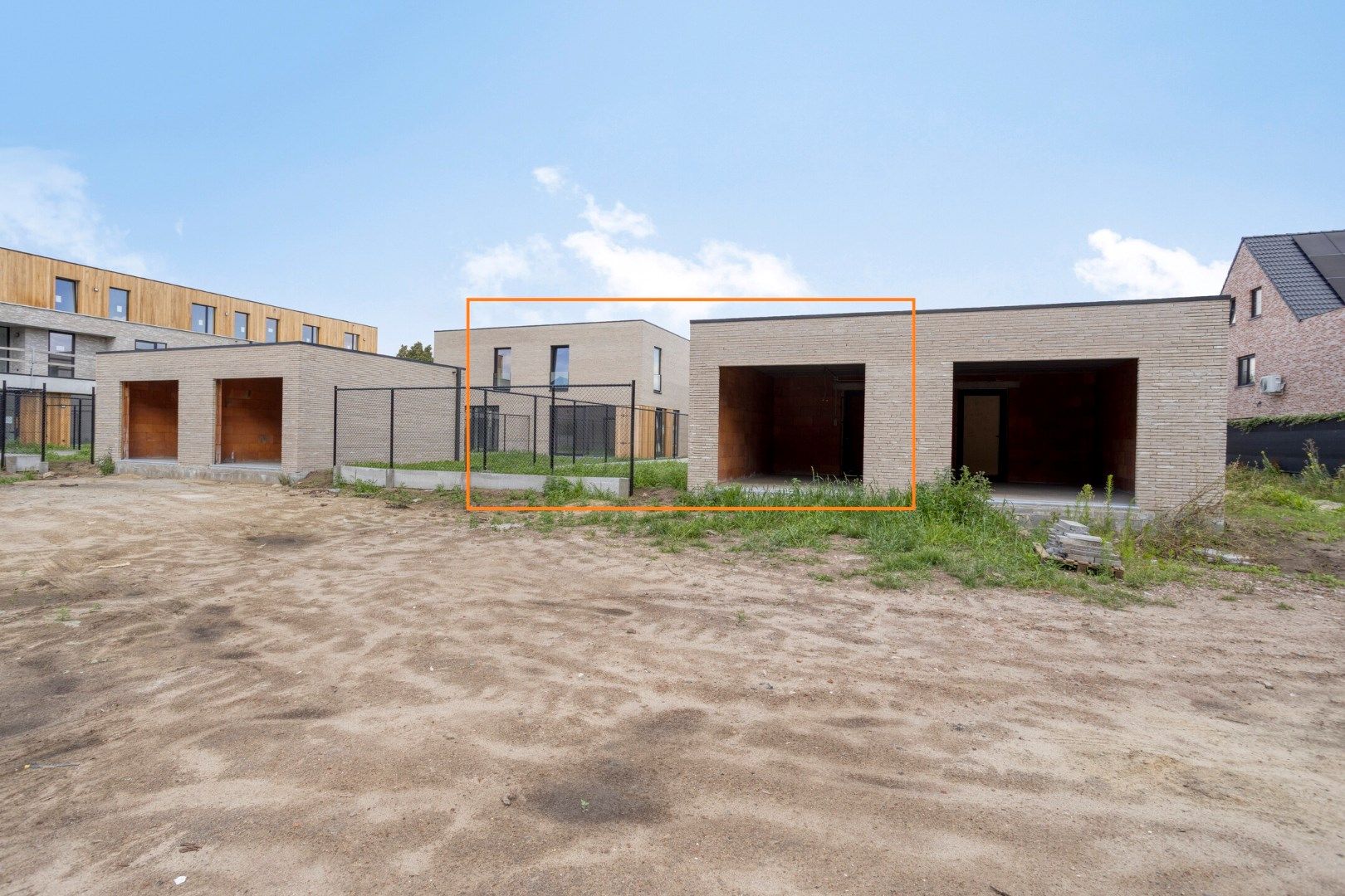 Instapklare nieuwbouw - modelwoning te koop - snel beschikbaar foto 22
