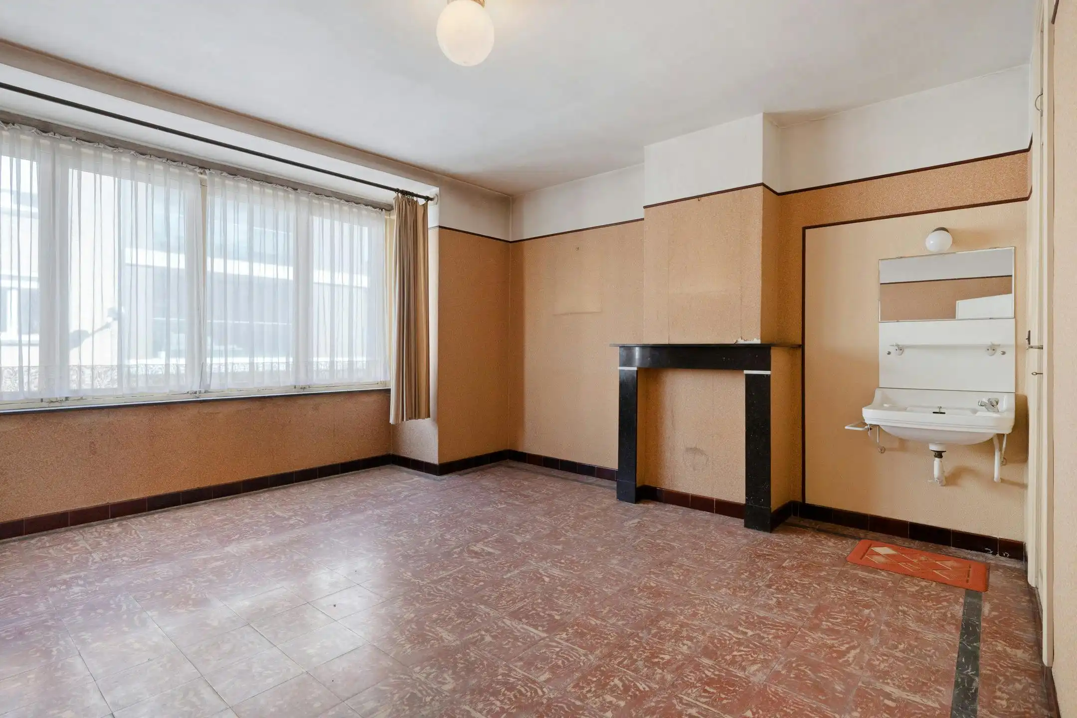 Authentieke stadswoning met renovatiepotentieel foto 12