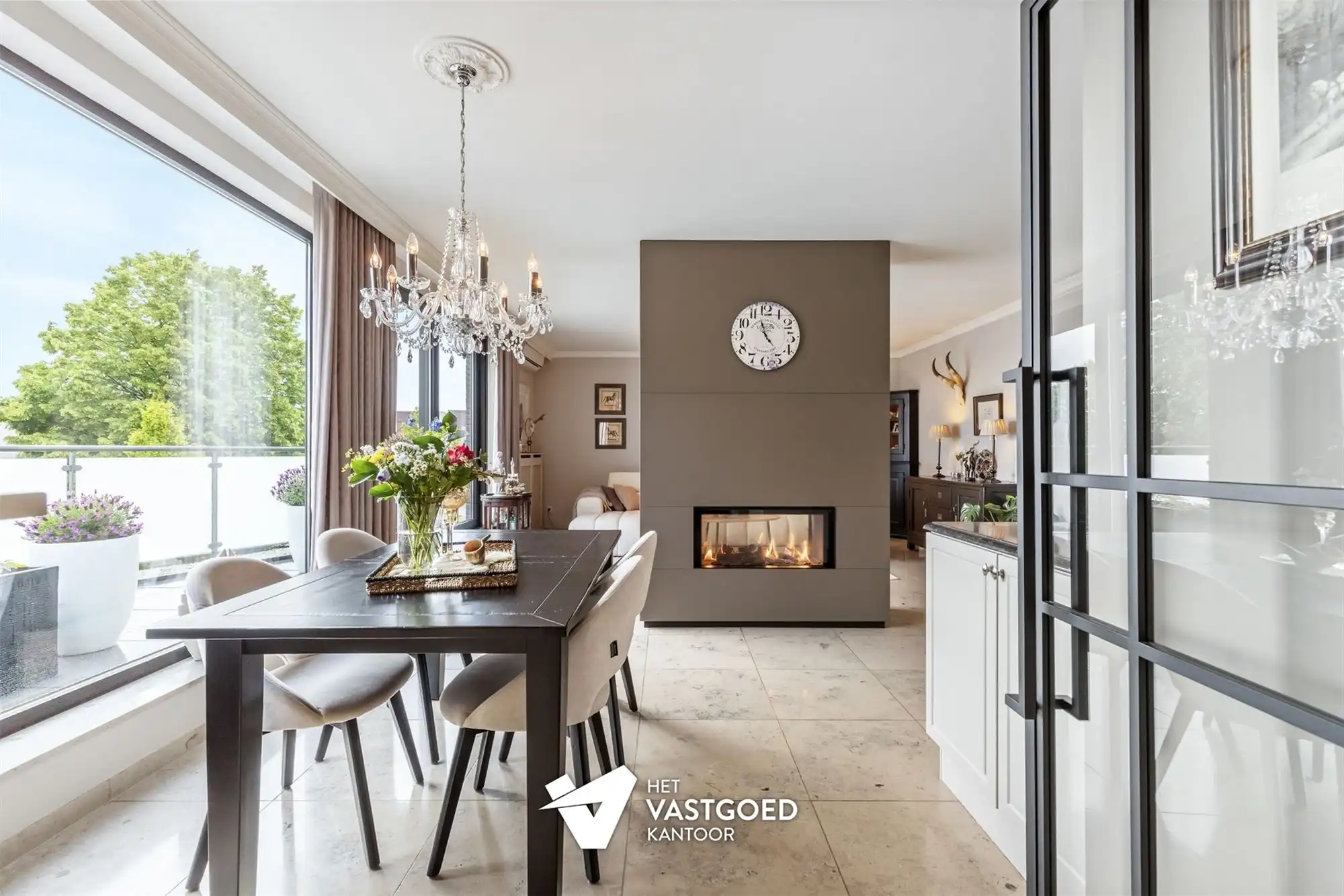 VRIJSTAANDE PENTHOUSE MET 3 SLPKS EN ZEER RUIM TERRAS! foto 8