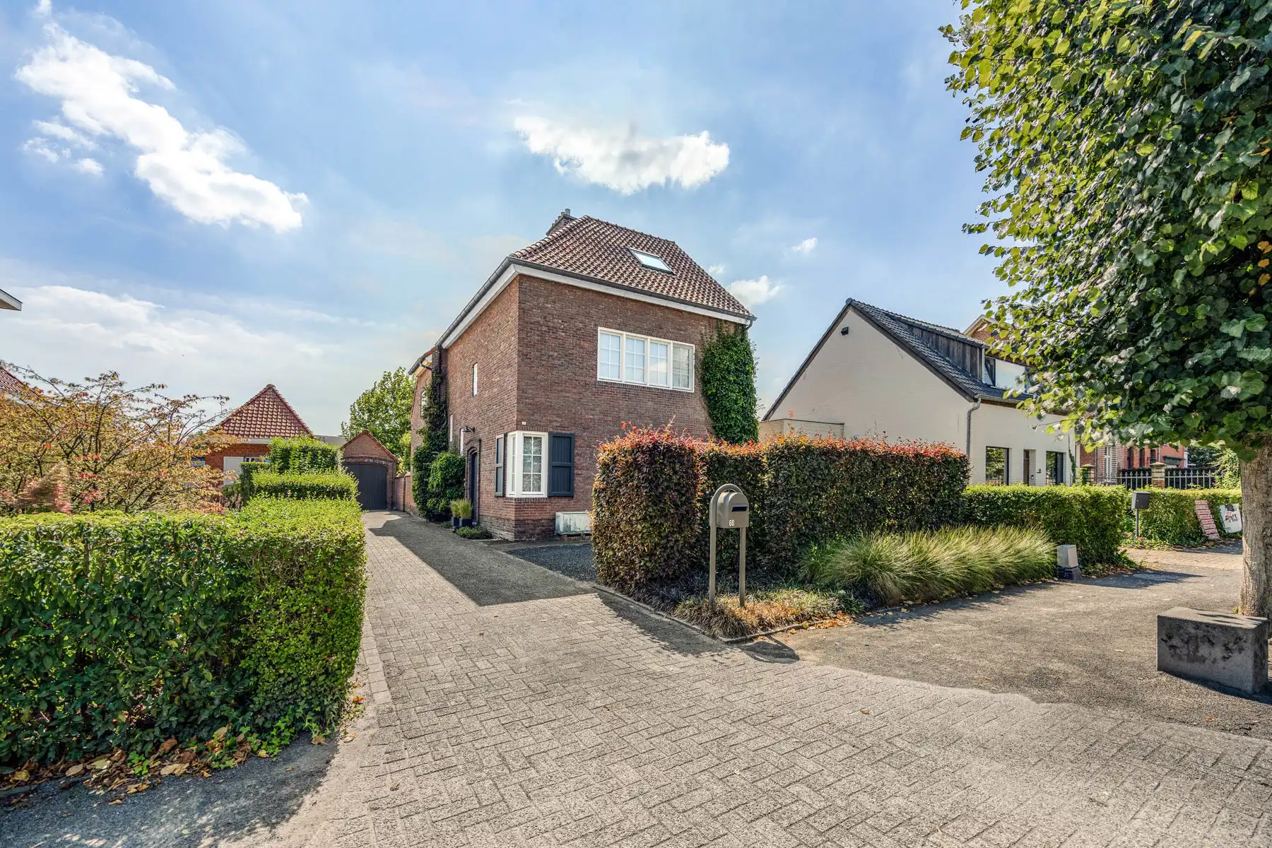 Charmant wonen aan de Lindendreef te Hoogstraten foto {{pictureIndex}}