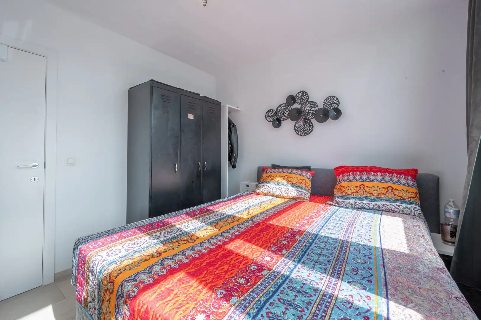 Gerenoveerd appartement met 4 slpks. op de Zeedijk foto 23