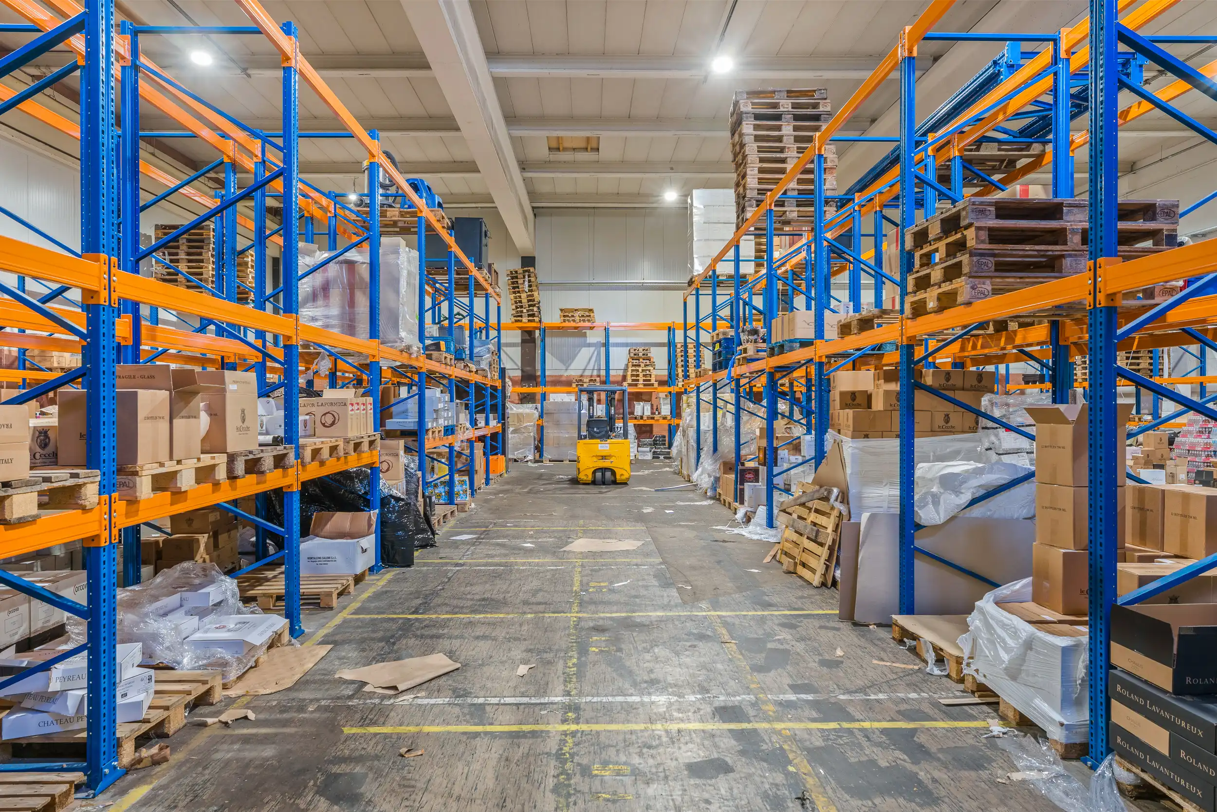 Top gelegen KMO-unit van 610 m² met parking foto 2