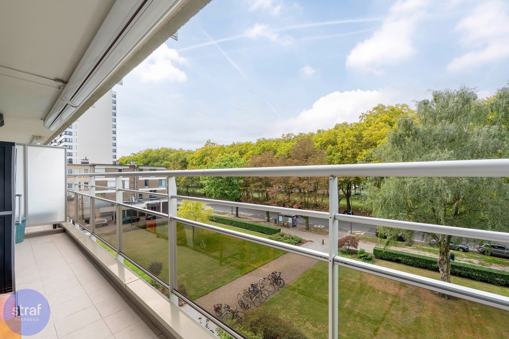 Ruim 3 slpk appartement op Linkeroever foto 7