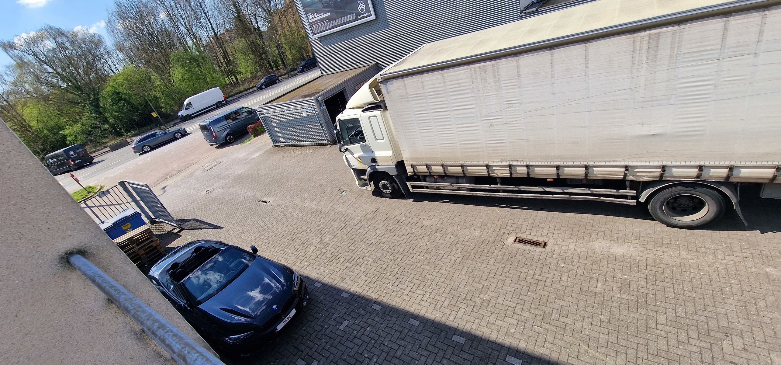 Grote magazijnruimte/atelier met kantoor te koop in Deurne  foto 48
