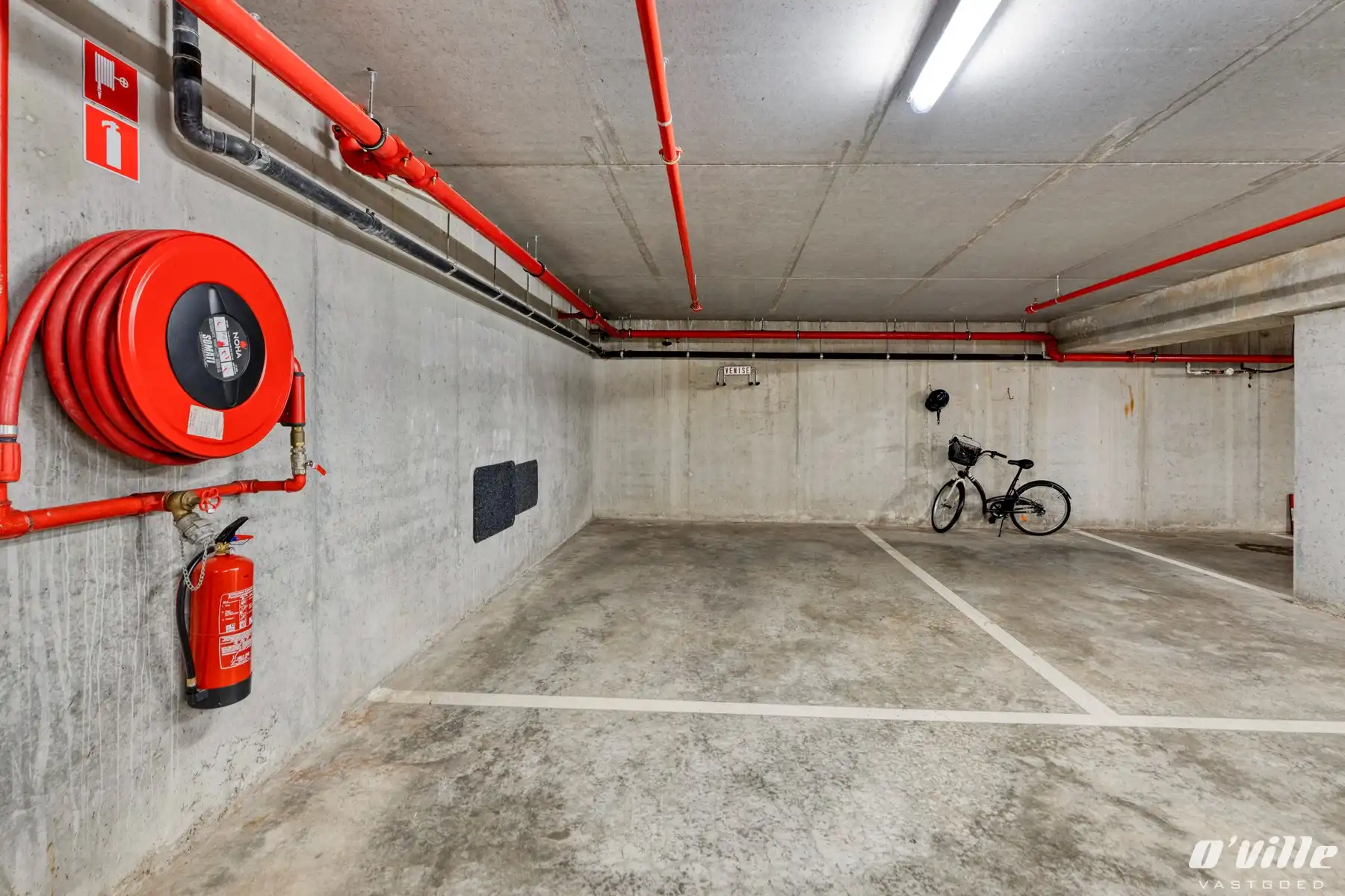 Modern stijlvol appartement strategisch gelegen op 5 km van de NATO foto 17