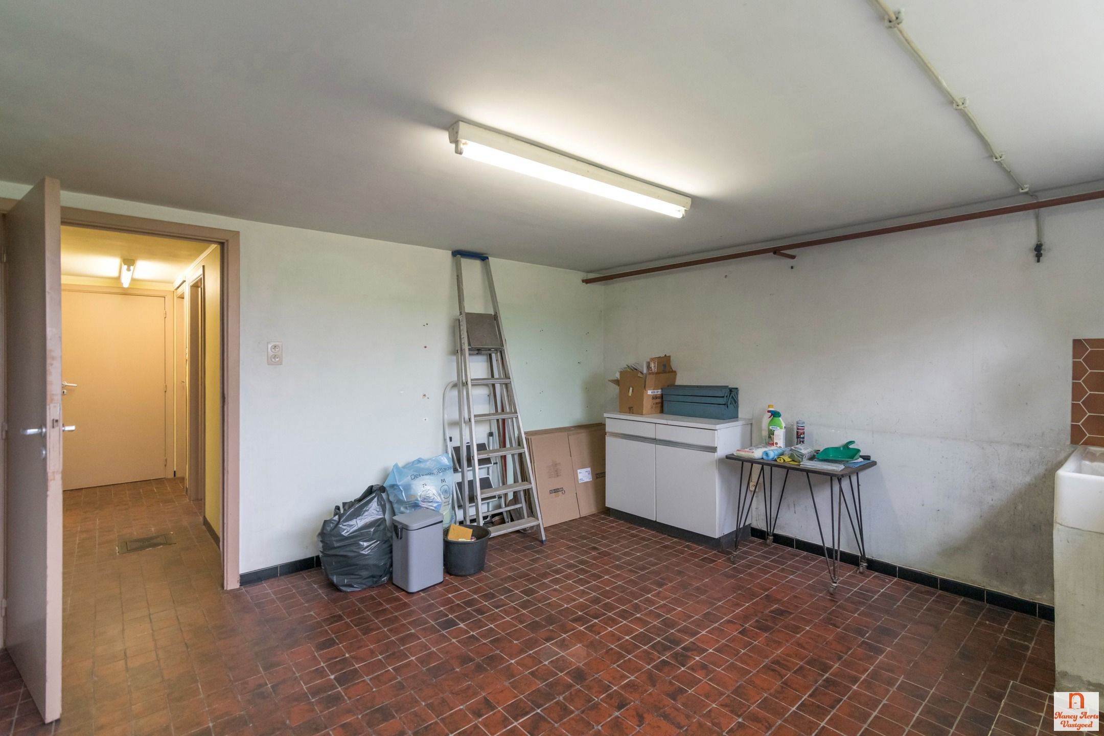 Split-level woning met grote tuin en vrij uitzicht foto 61