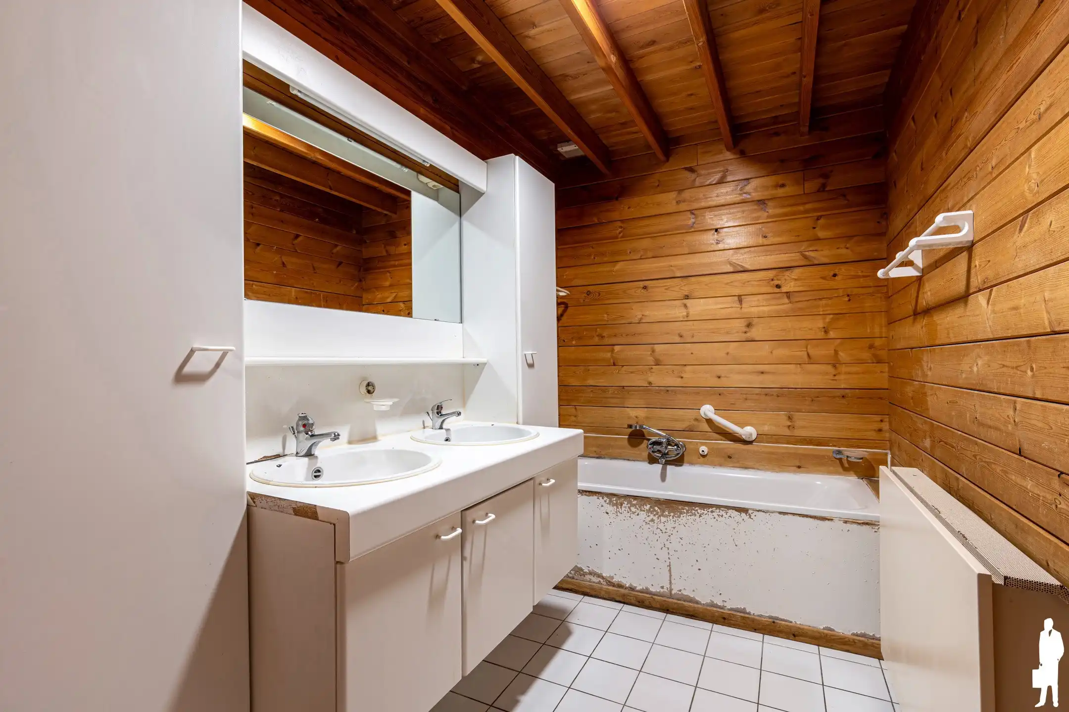 Vrijstaande laagbouwwoning op een perceel van 2.448 m² foto 21