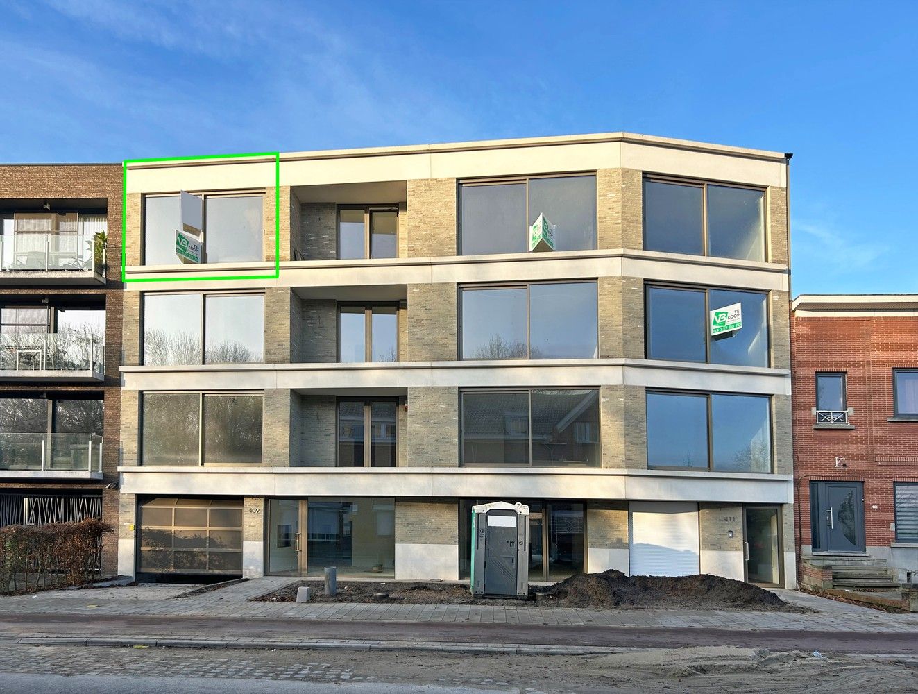 Licht en functioneel appartement (+/- 92 m²) met 2 slaapkamers en west georiënteerd privatief terras! foto 4