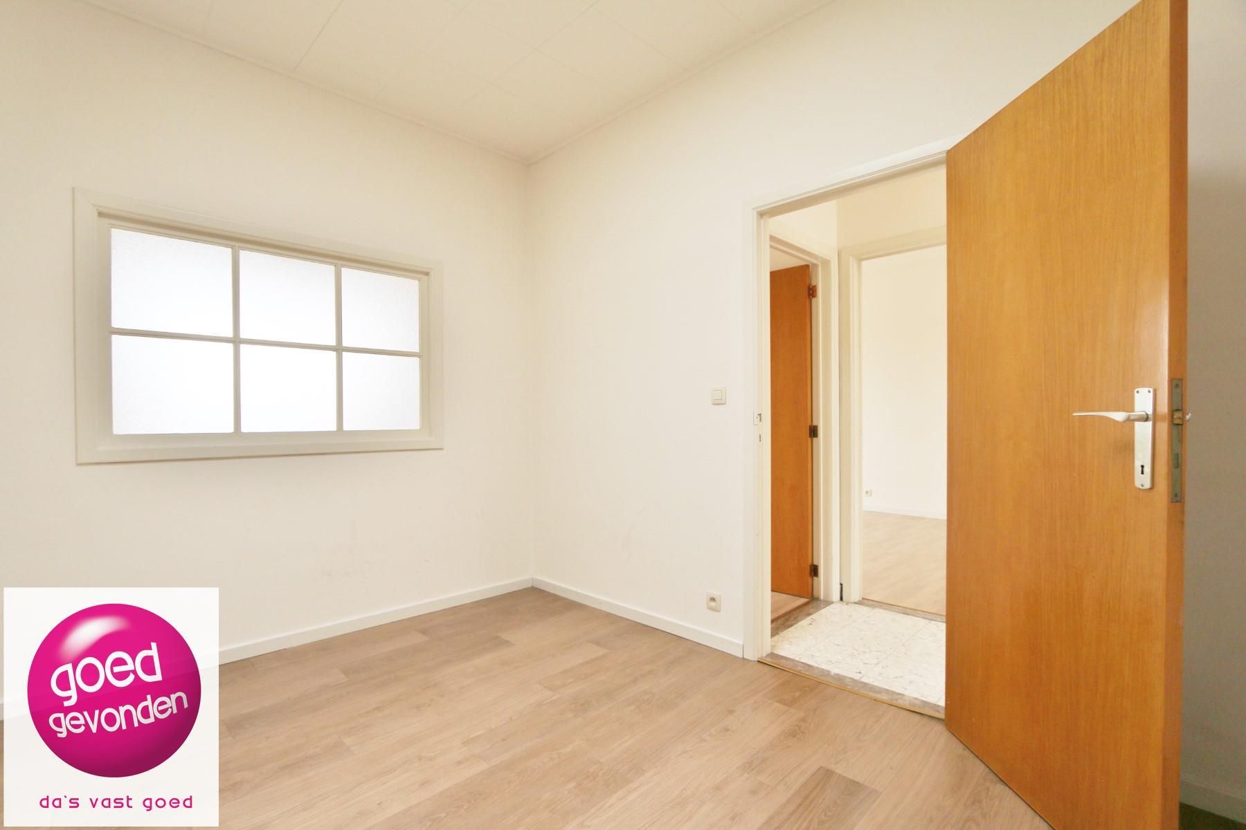 CENTRUM STAD - RUIM APPARTEMENT - 2 tot 3 SLK foto 17