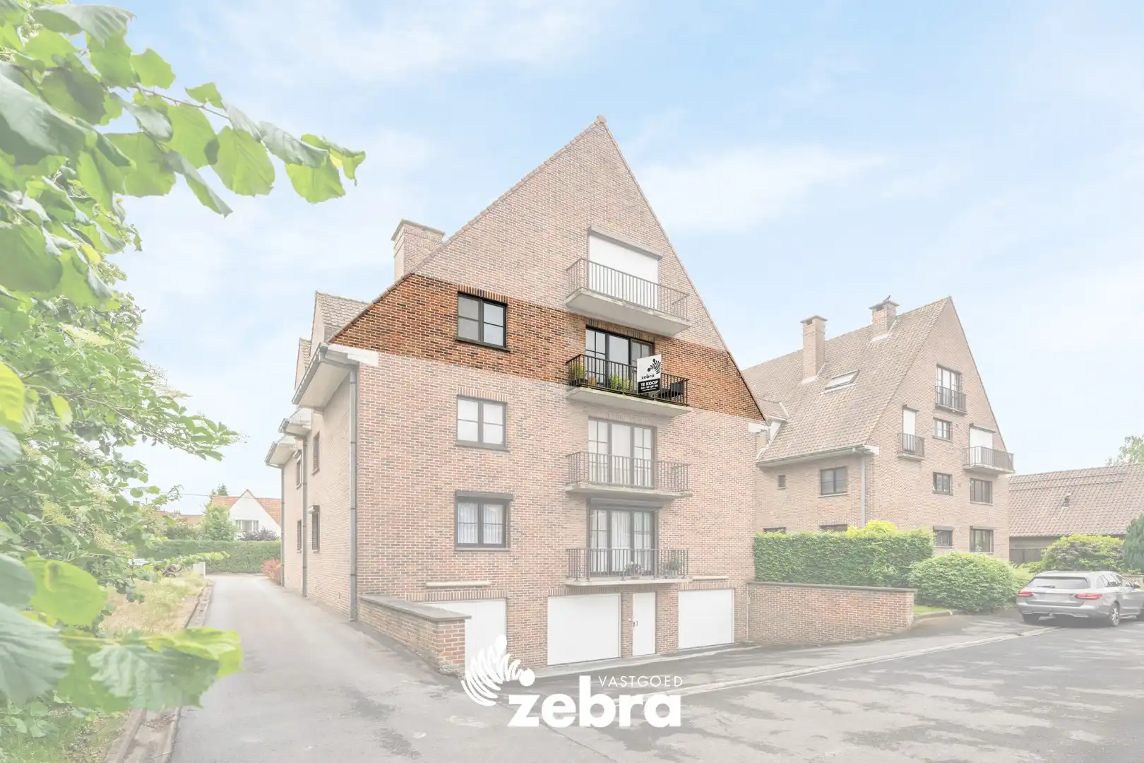 Ruim & instapklaar appartement met garage op een centrale ligging te Harelbeke! foto 2