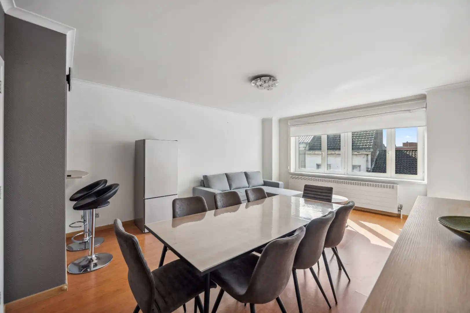 Centraal gelegen appartement met 2 slaapkamers, terras en kelder foto 8