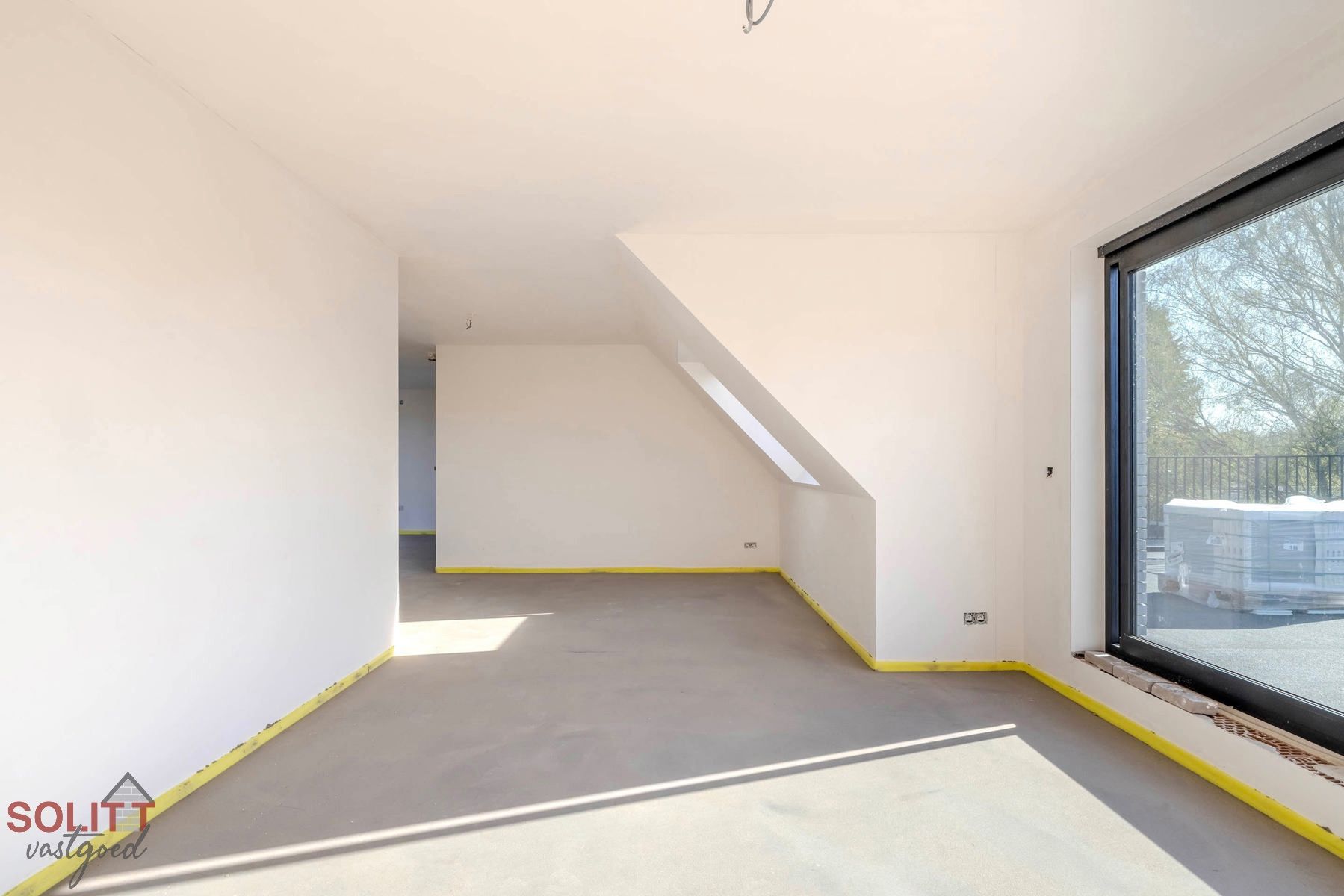 Penthouse met 3 slpk, terras (40m²) en bovengrondse parking foto 4