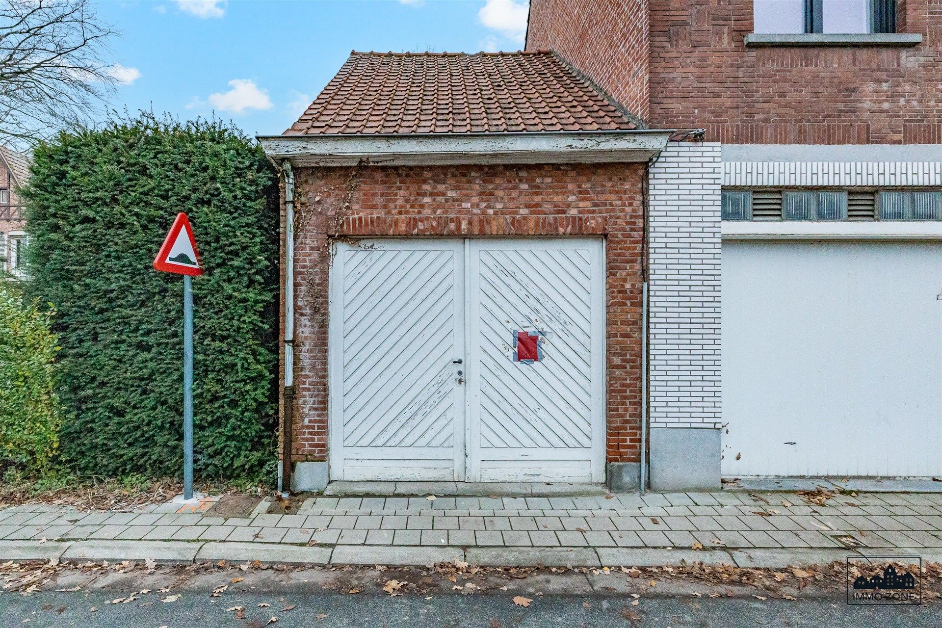 Ruime renovatiewoning met 5 slaapkamers en grote tuin foto 19