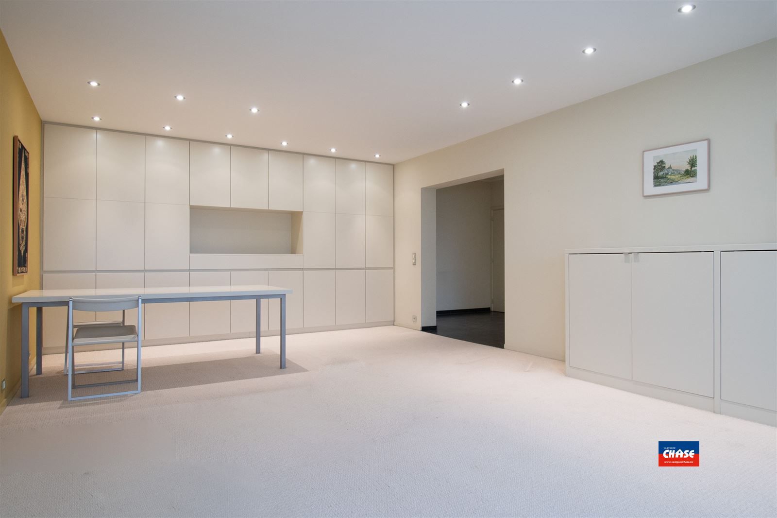 Ruim appartement met 2 slaapkamers & groot terras foto 4