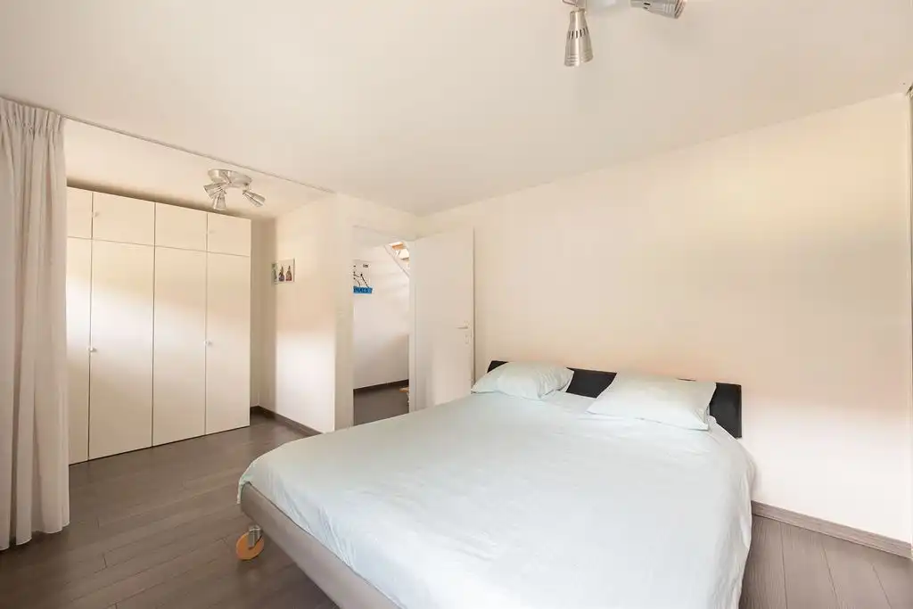 Perfect onderhouden en instapklare split-level woning foto 10