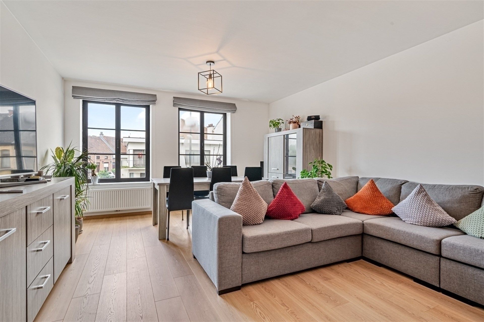 Ruim appartement met 2 slaapkamers en terras in de Aalsterse stadsrand foto 3