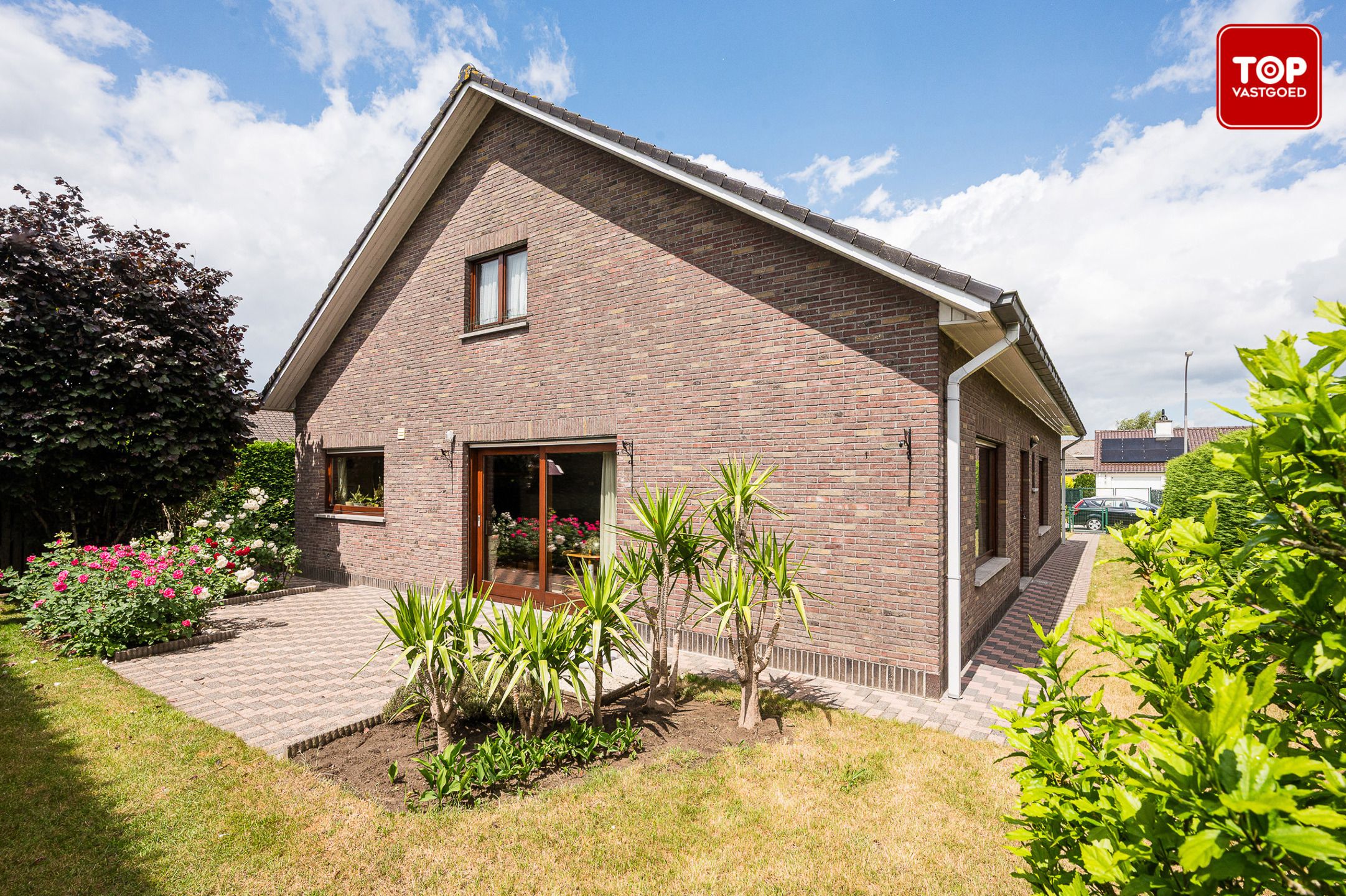 Villa met 3 slaapkamers en royale tuin foto 6