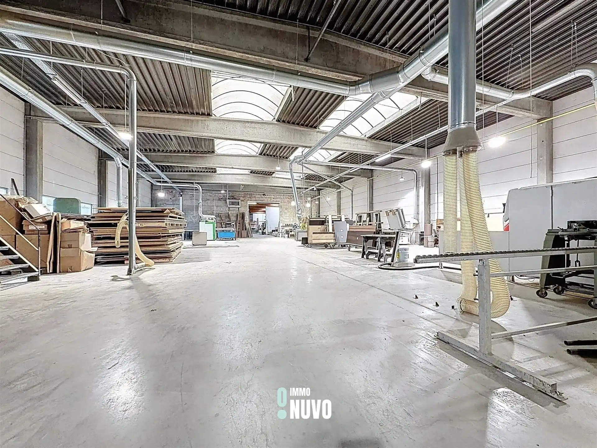 Magazijnen + Kantoren + Showroom foto 14