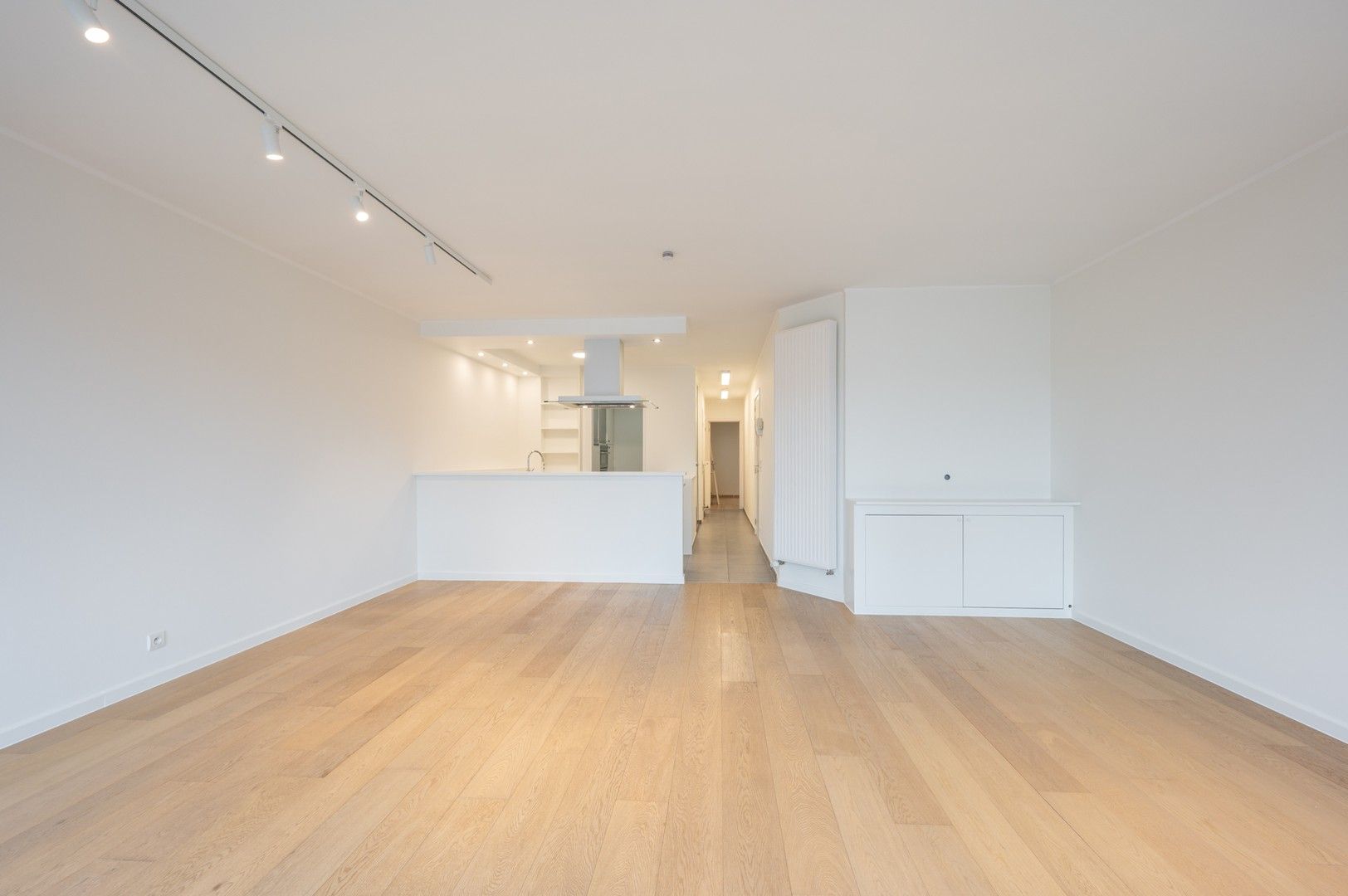 Hedendaags en lichtrijk appartement, centraal gelegen in Knokke. foto 6