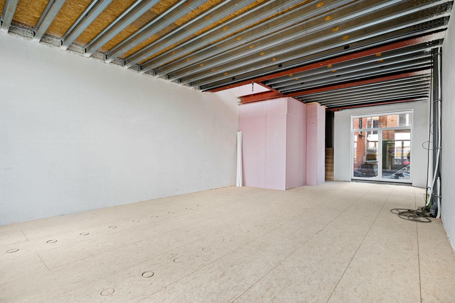 Ruim casco duplex appartement met terras op Vetten Osplein foto 6