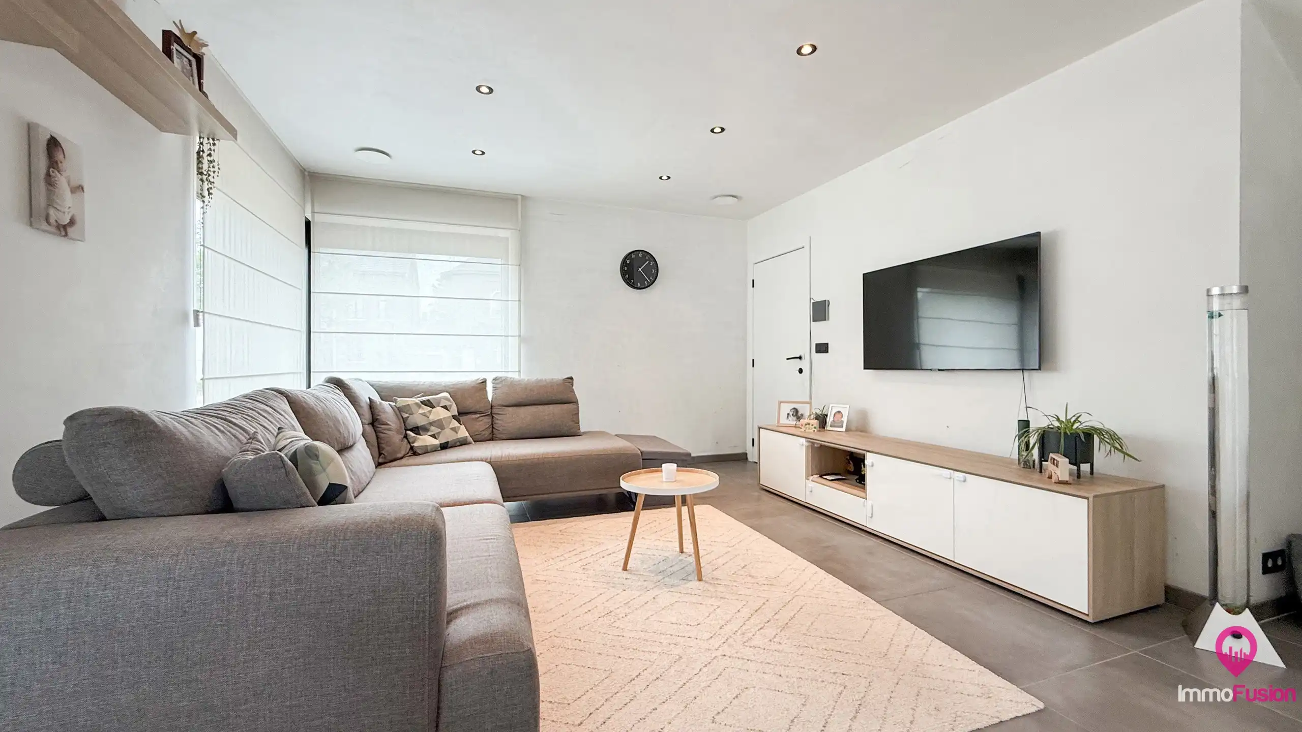 Moderne halfopen nieuwbouwwoning met 4 slaapkamers! foto 5