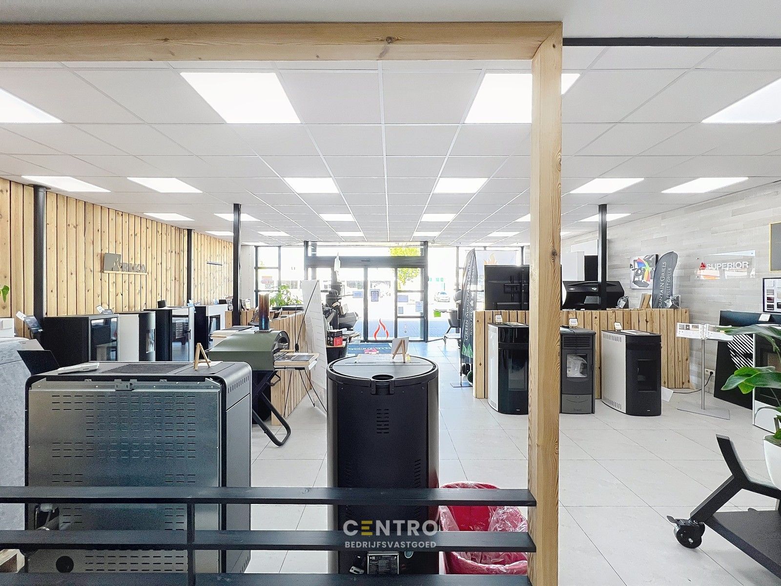 Topligging! Handelspand met magazijn langs de Westlaan in Roeselare. foto 8