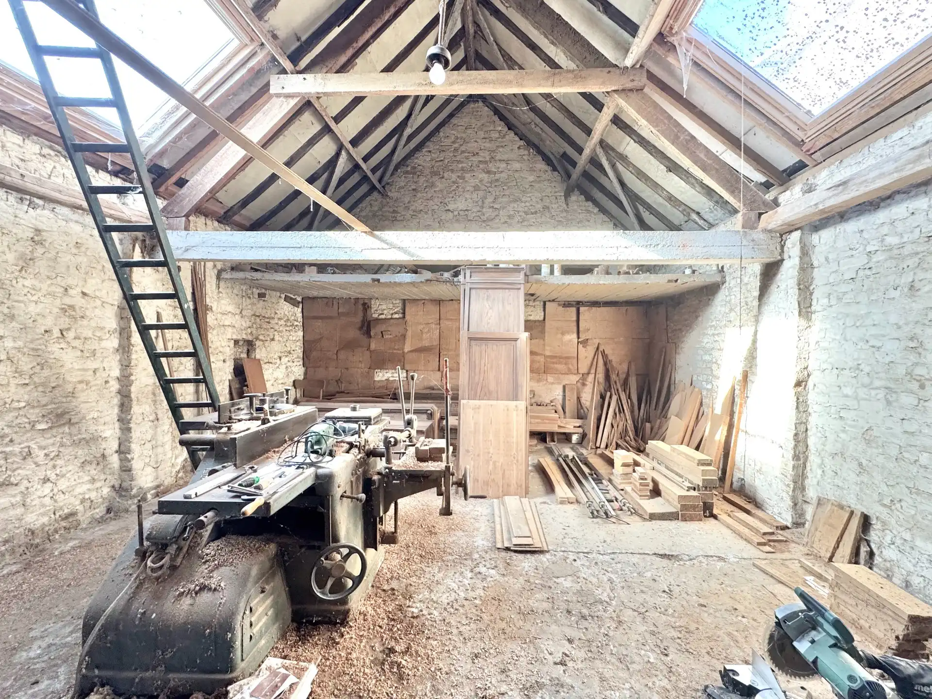 RUIME WONING | 4 KAMERS | MAGAZIJN | 610 M² foto 11