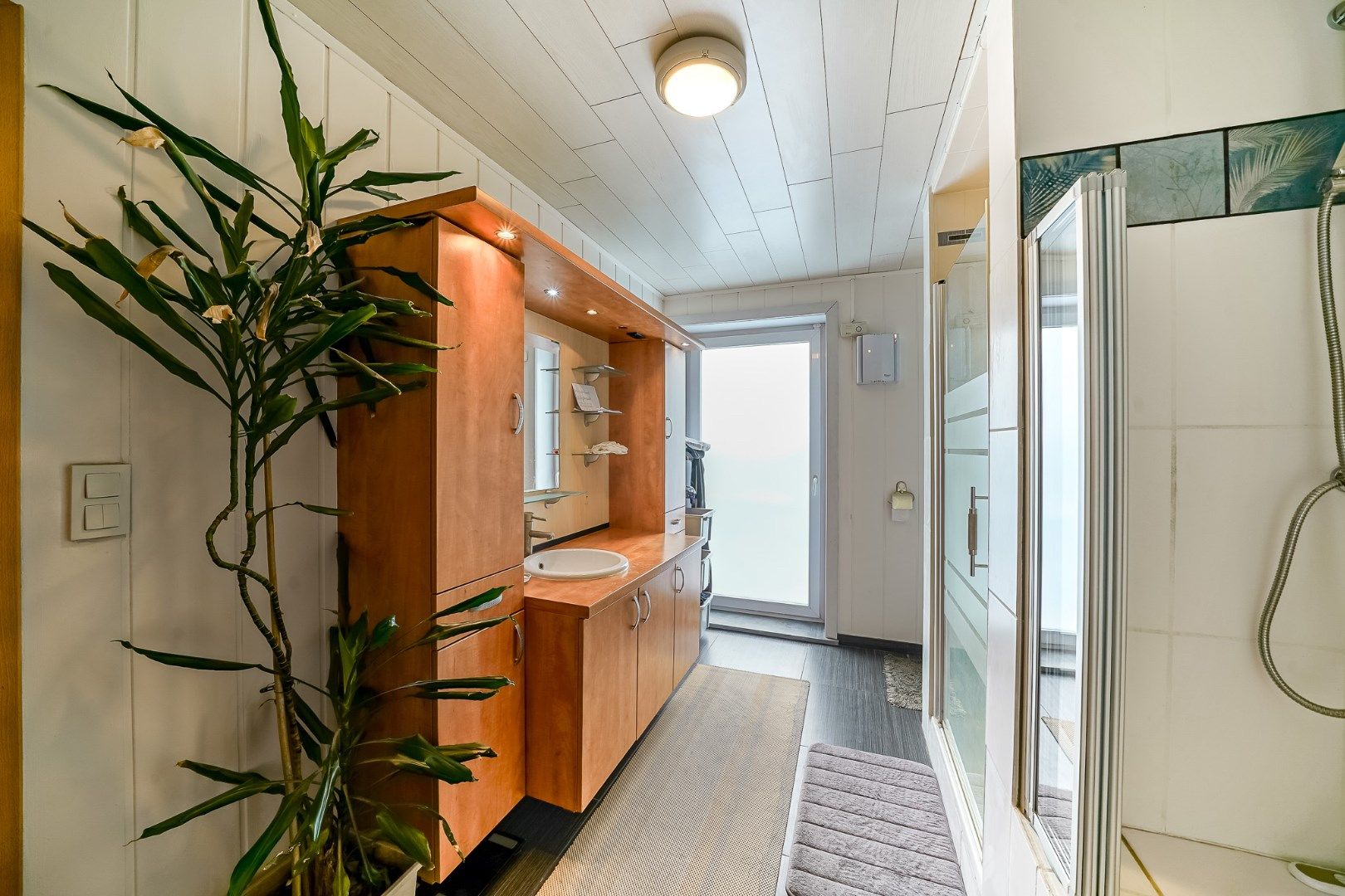 Unieke ruime woning langs het kanaal Plassendale - Nieuwpoort foto 11