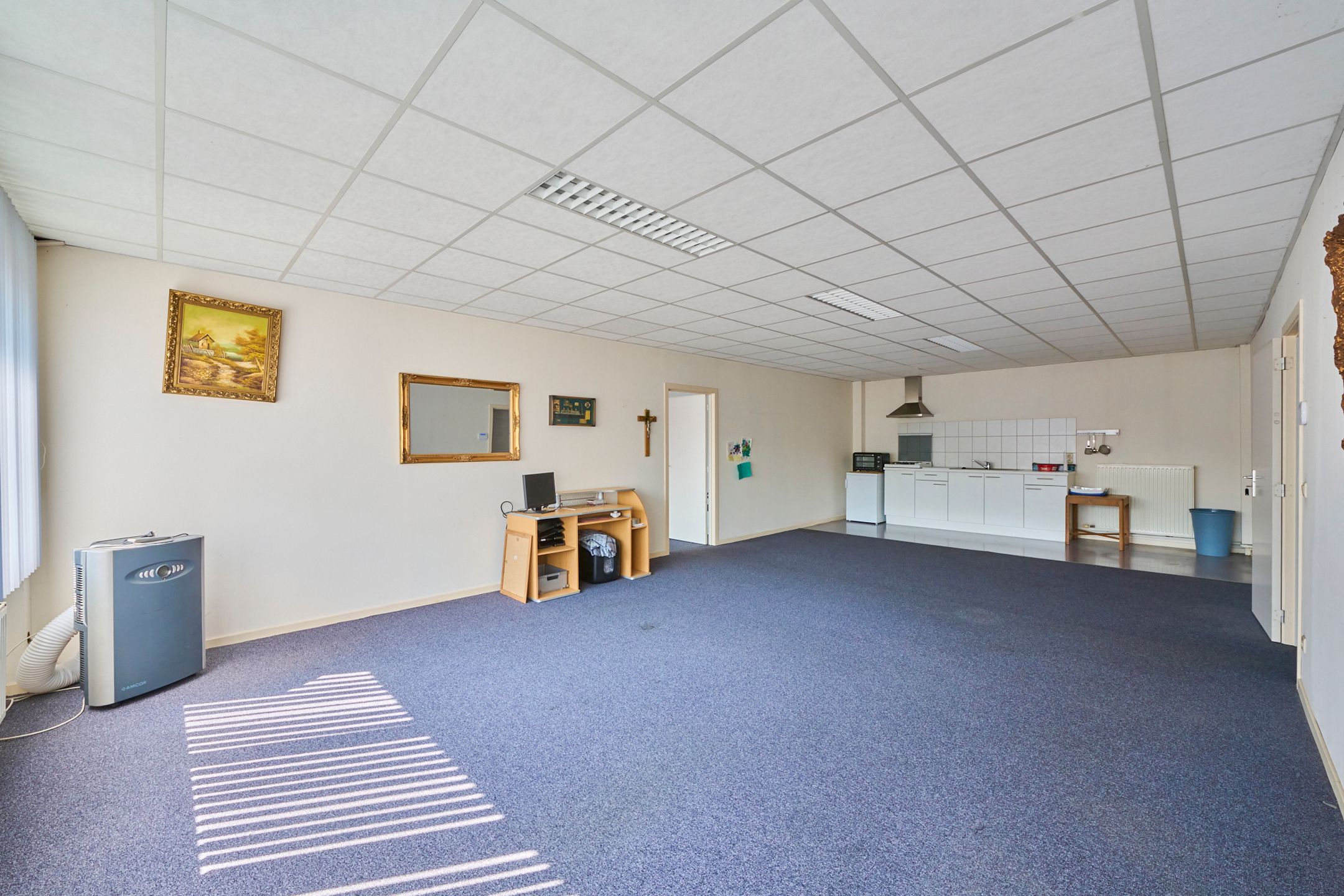  TE KOOP - HAL & KANTOOR in topconditie foto 27