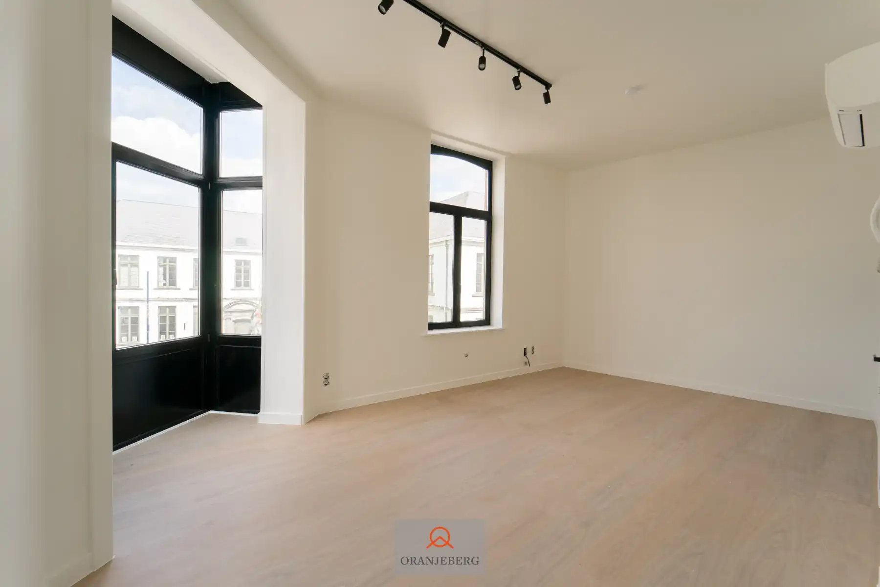 Gerenoveerde studio foto 2