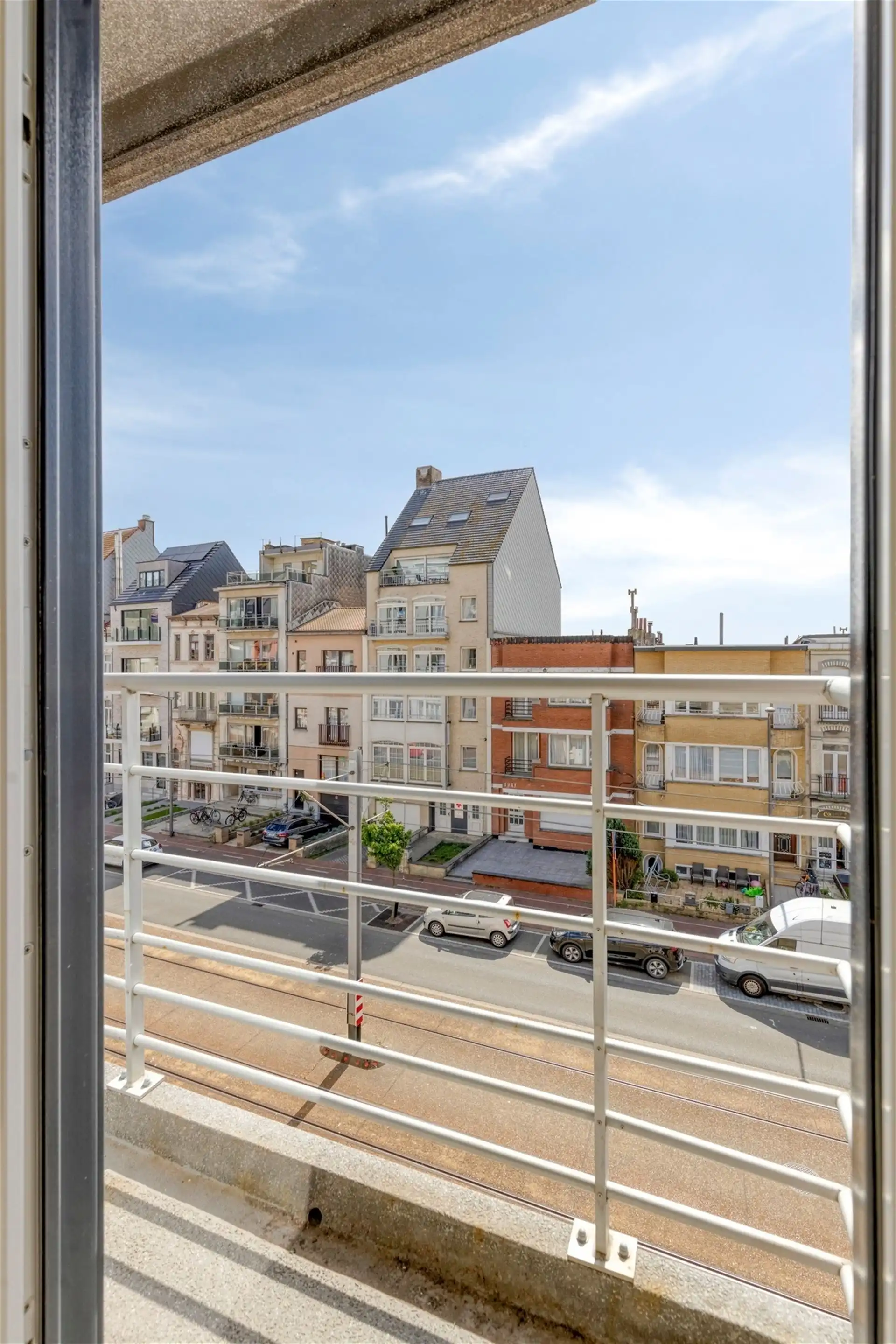 ZONNIG / STAANPLAATS  foto 14