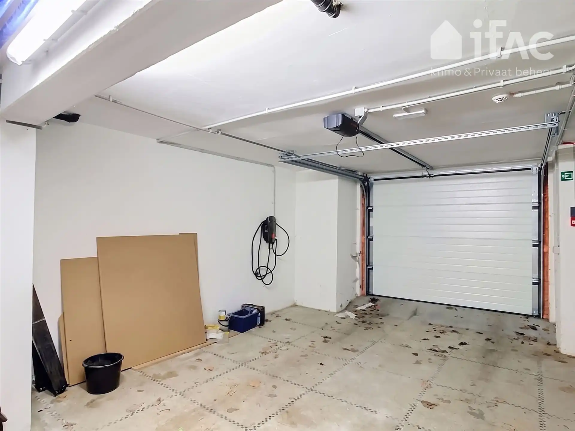 Prachtig afgewerkt duplex appartement met garage foto 19
