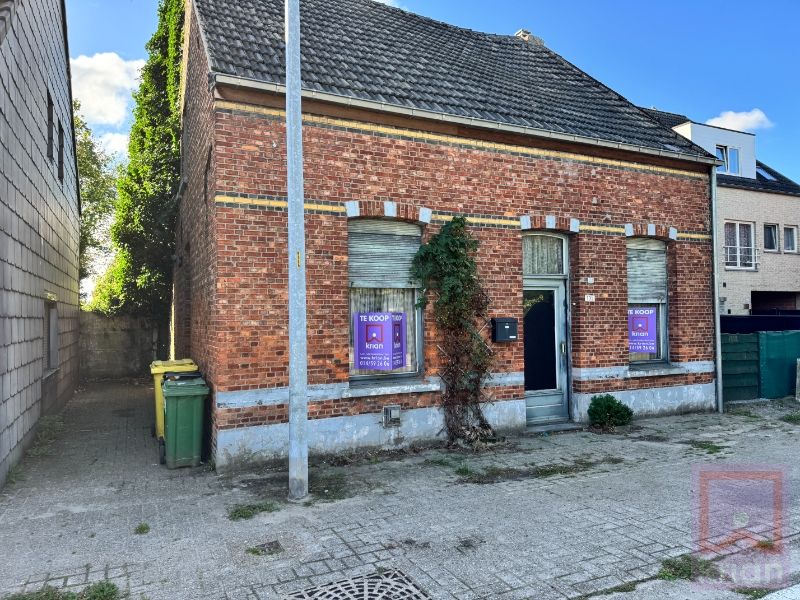 Hoofdfoto van de publicatie: Te renoveren woning/bouwgrond op 342m².