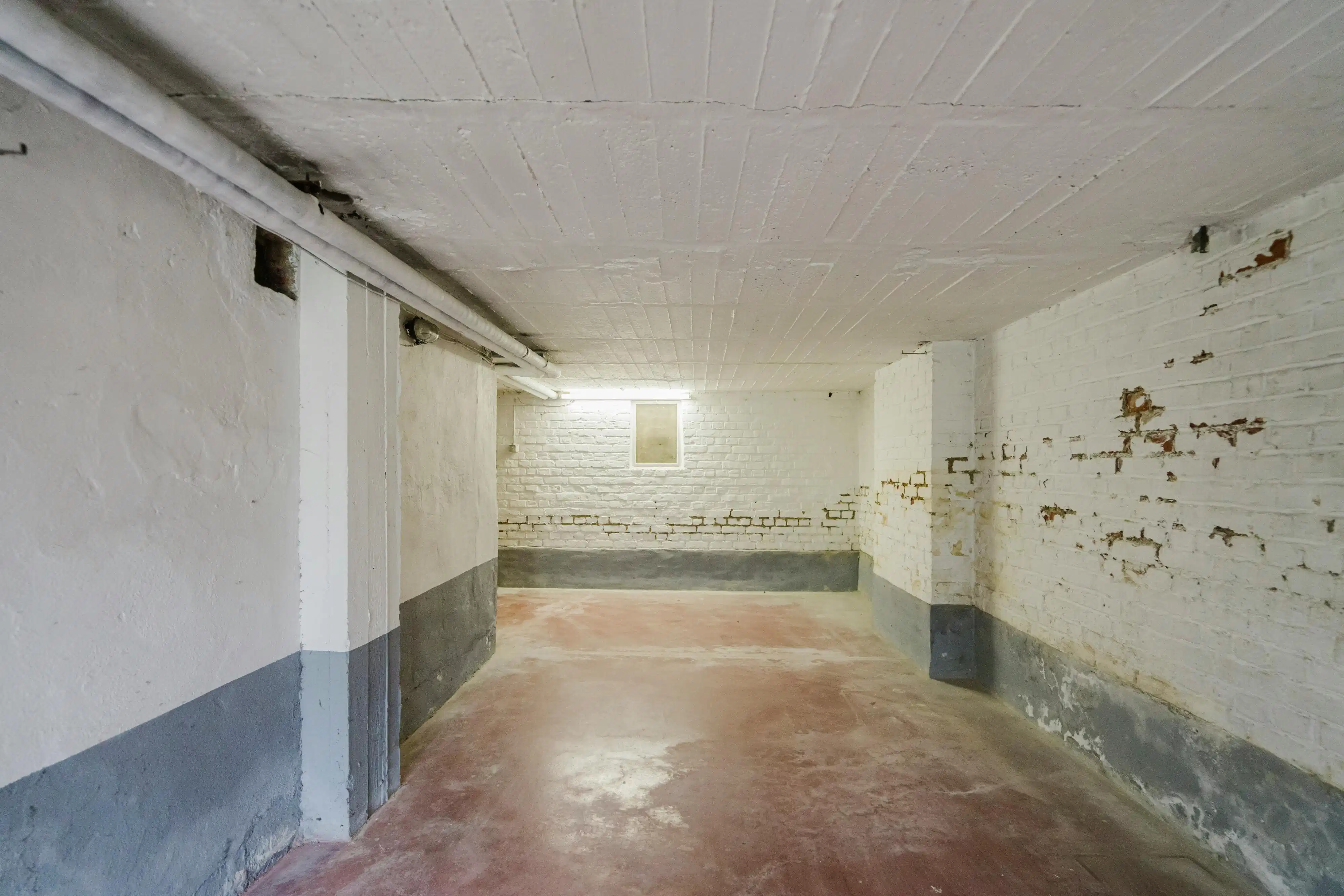 Bel-etage met inpandige garage op toplocatie in Kortrijk foto 15