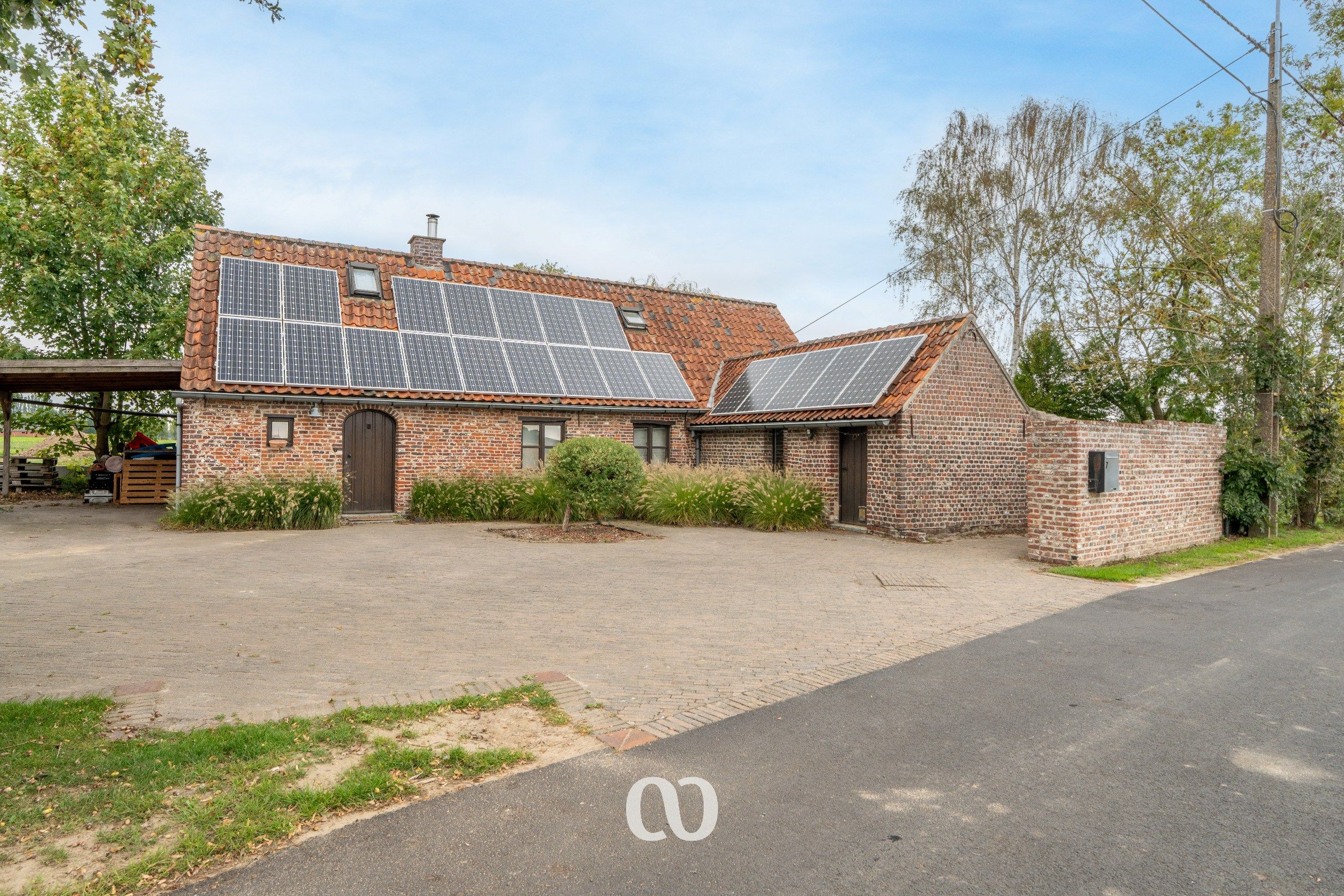 Prachtig gelegen en energiezuinige woning in Kruisem foto {{pictureIndex}}