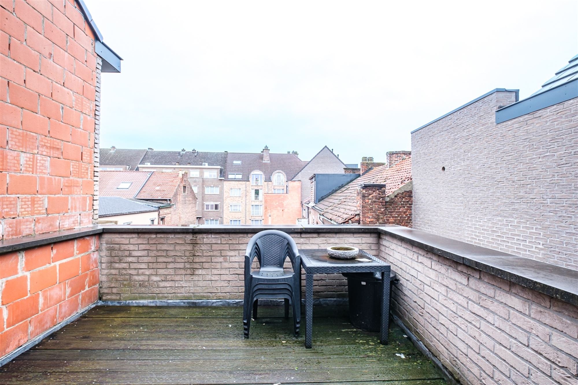 TOF 1 SLKS APPARTEMENT MET TERRAS OP WANDELAFSTAND VAN DE GROTE MARKT foto 5