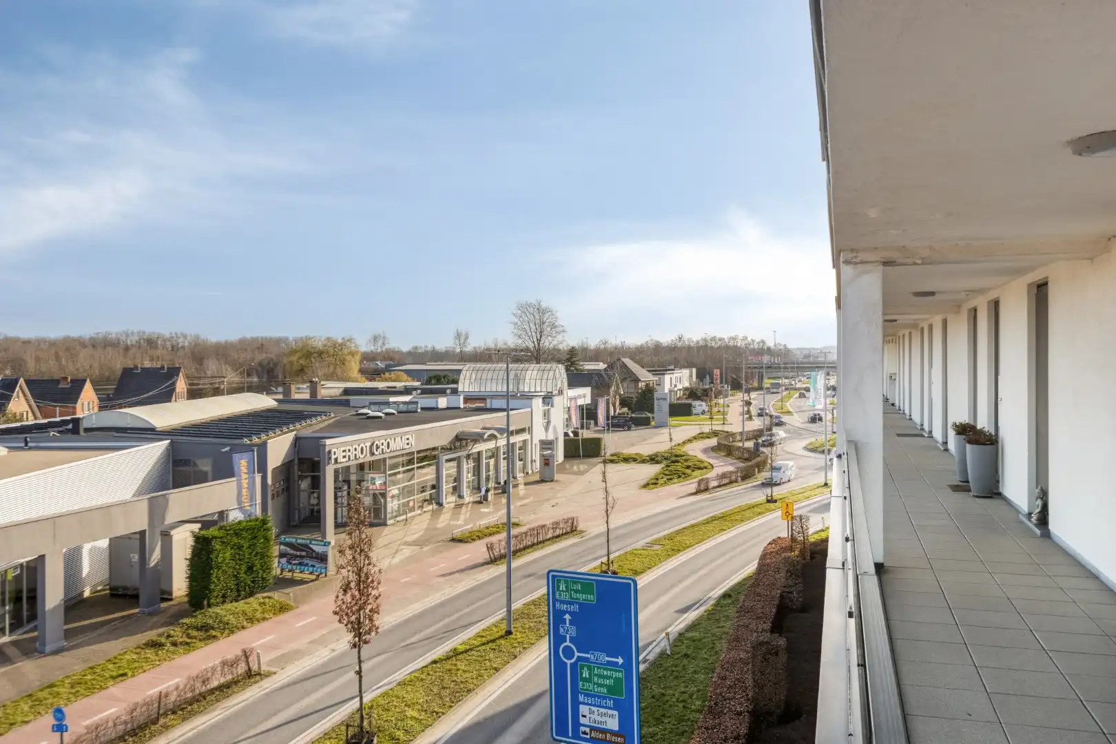 LICHTRIJK APP. VAN 90M² MET 2 SLPK., TERRAS en AUTOSTANDPLAATS OP TOPLOCATIE in BILZEN-HOESELT! foto 26