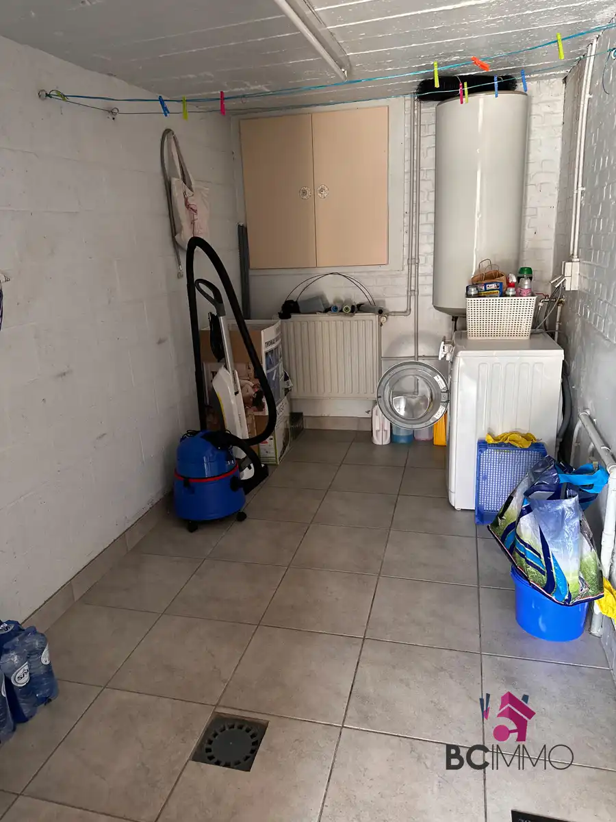 Karaktervolle woning met potentieel op rustige ligging foto 44