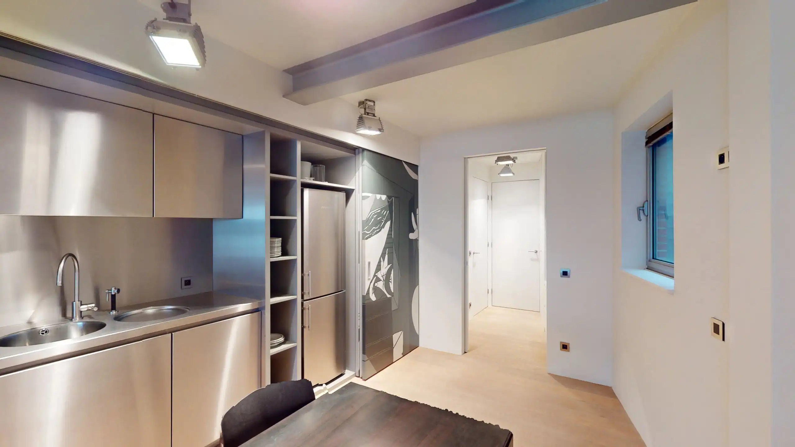 ANTWERPEN ZUID: Gerenoveerde duplex met frontaal Schelde zicht foto 5