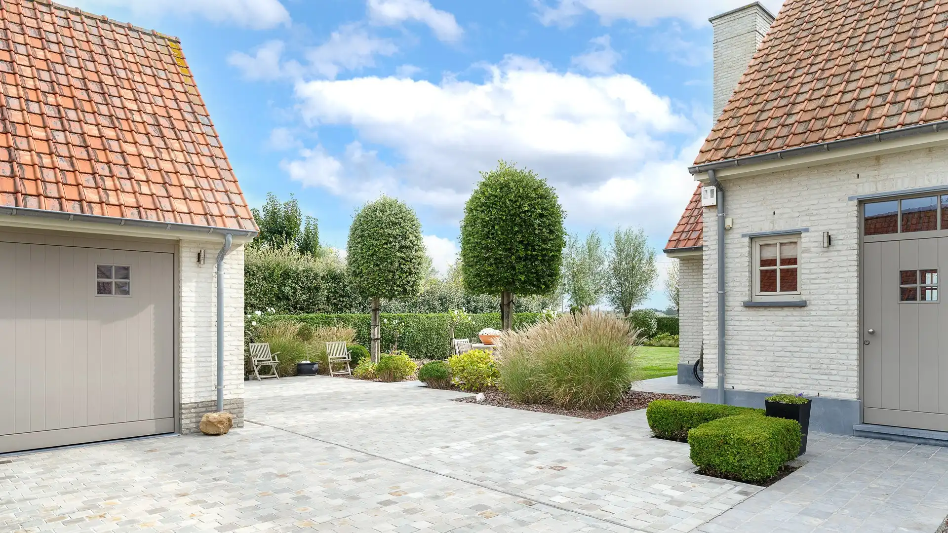 Mooie recente woning rustig gelegen in Knokke, op enkele passen van Duinenwater, de zee en het centrum. foto 8