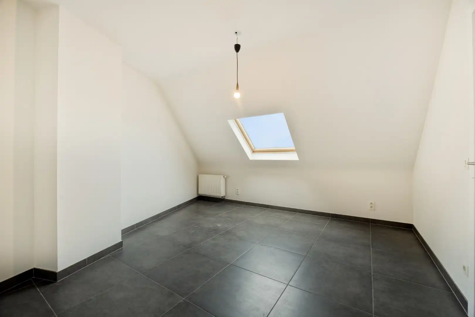 Instapklaar duplex app. met 2 slpk te centrum Halle foto 5