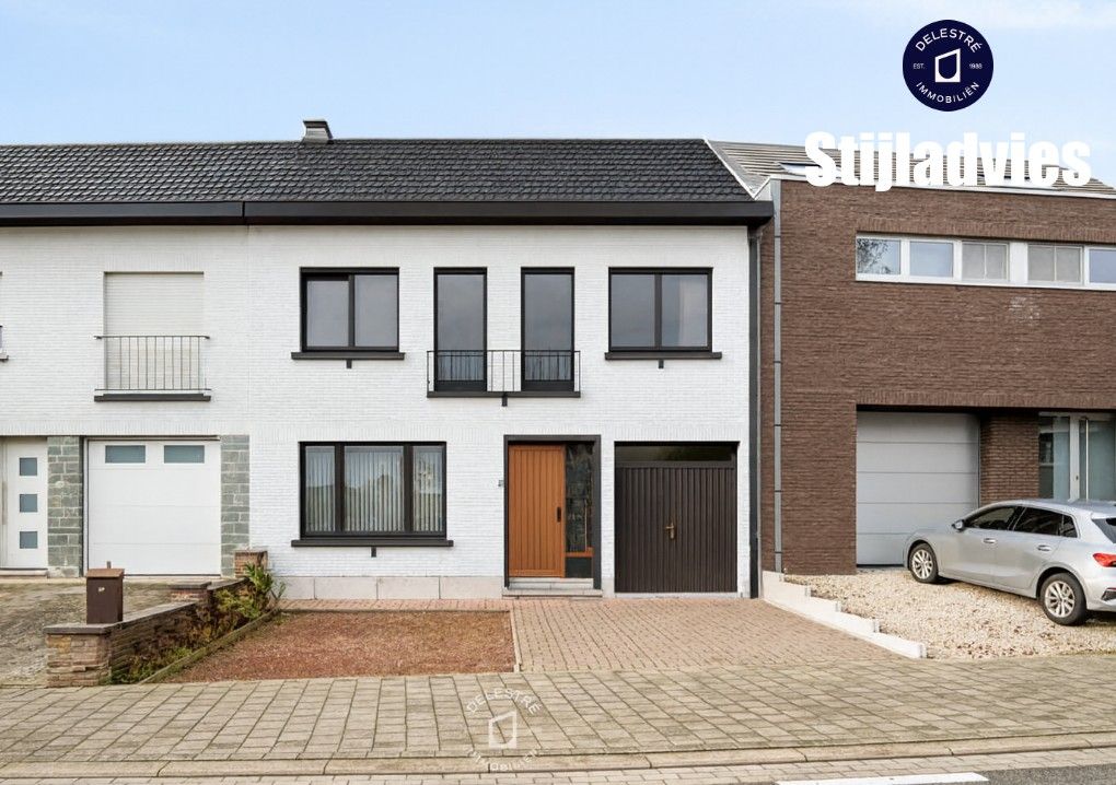 SOLIDE GOED GELEGEN WONING MET TOEKOMST!  foto 2