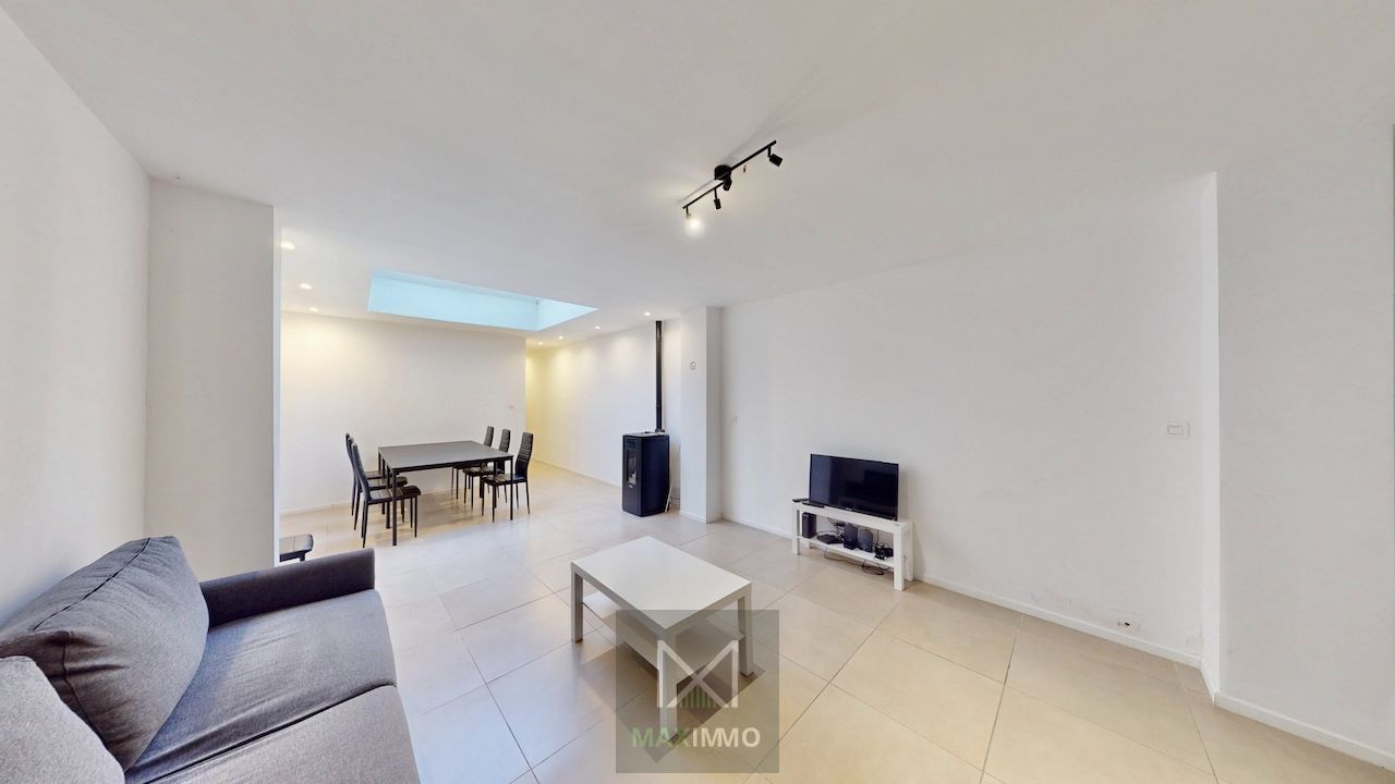 🏡 Volledig gerenoveerde halfopen woning met 4 slaapkamers & zonnige tuin – Harelbeke foto 7